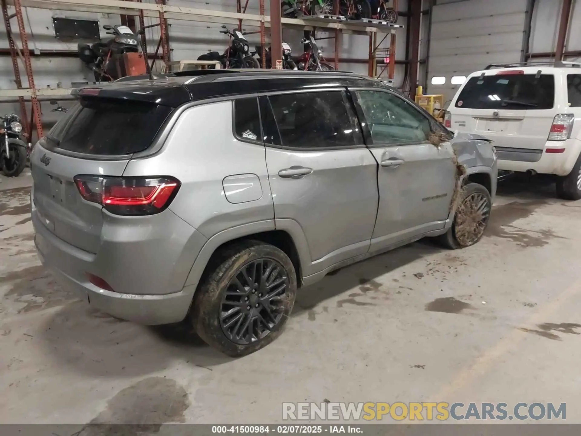 4 fotografías del automóvil dañado 3C4NJDCB8NT109002 JEEP COMPASS 2022