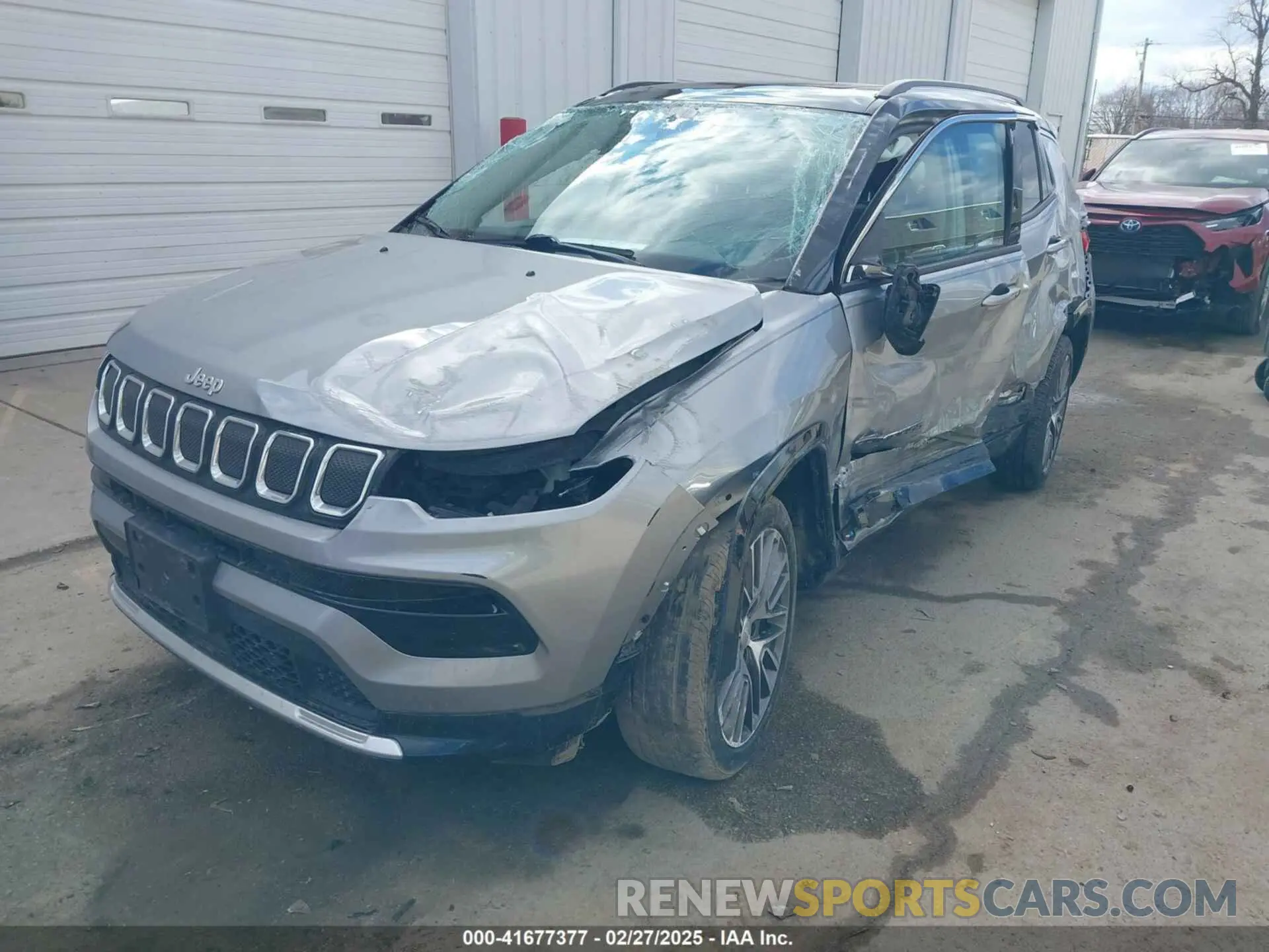 2 fotografías del automóvil dañado 3C4NJDCB8NT115480 JEEP COMPASS 2022