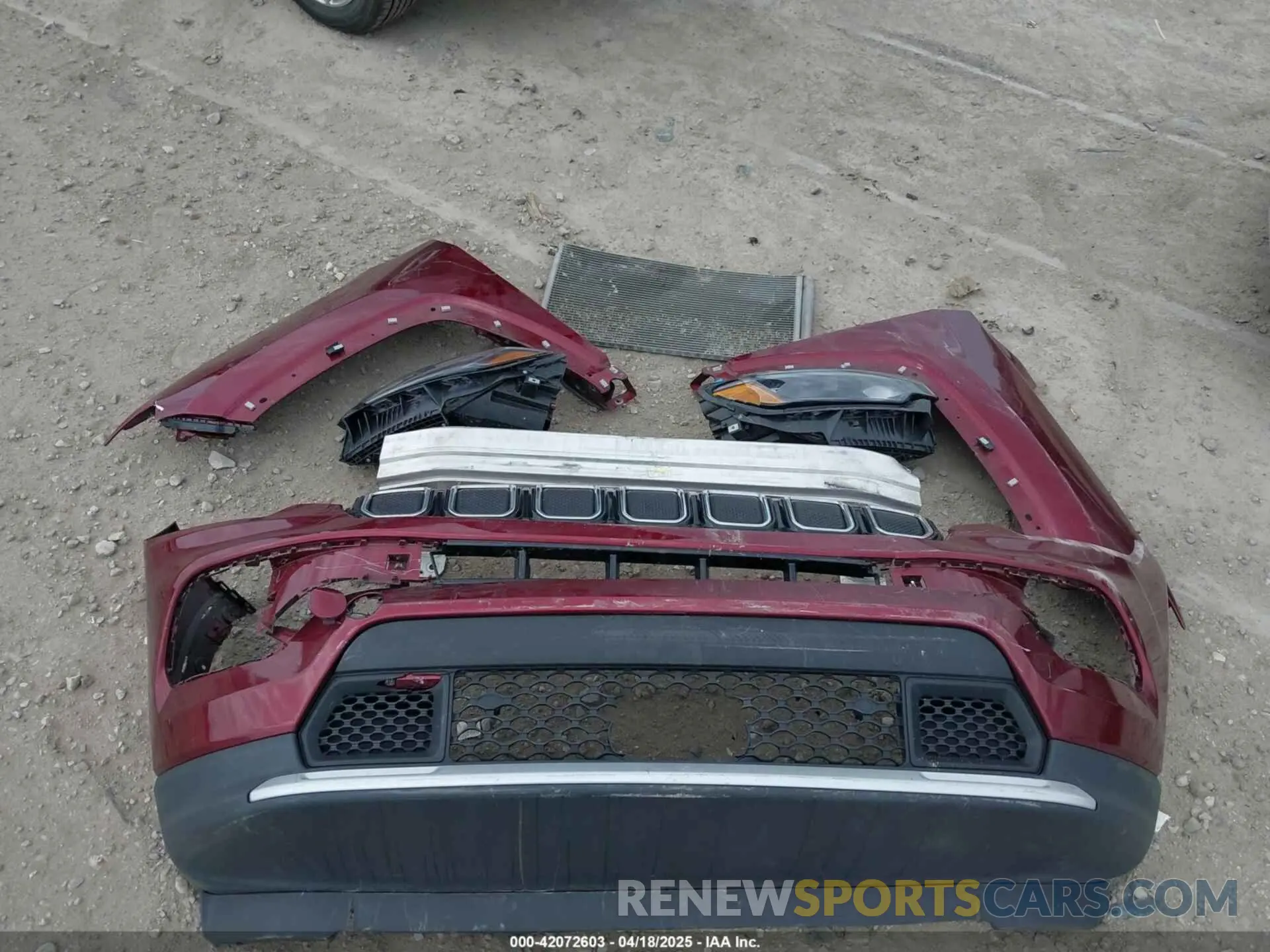 12 fotografías del automóvil dañado 3C4NJDCB8NT124275 JEEP COMPASS 2022