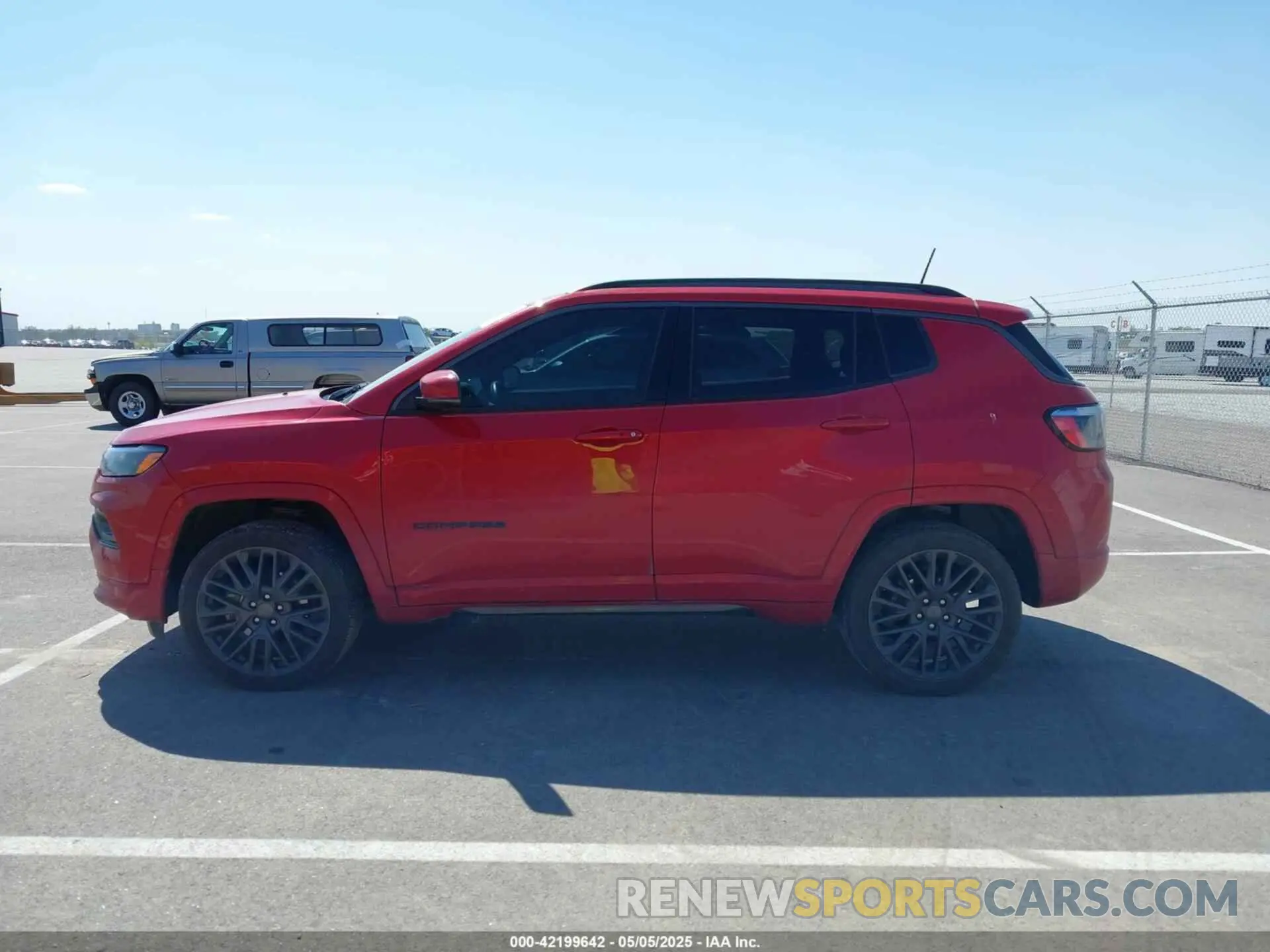 14 fotografías del automóvil dañado 3C4NJDCB8NT146177 JEEP COMPASS 2022