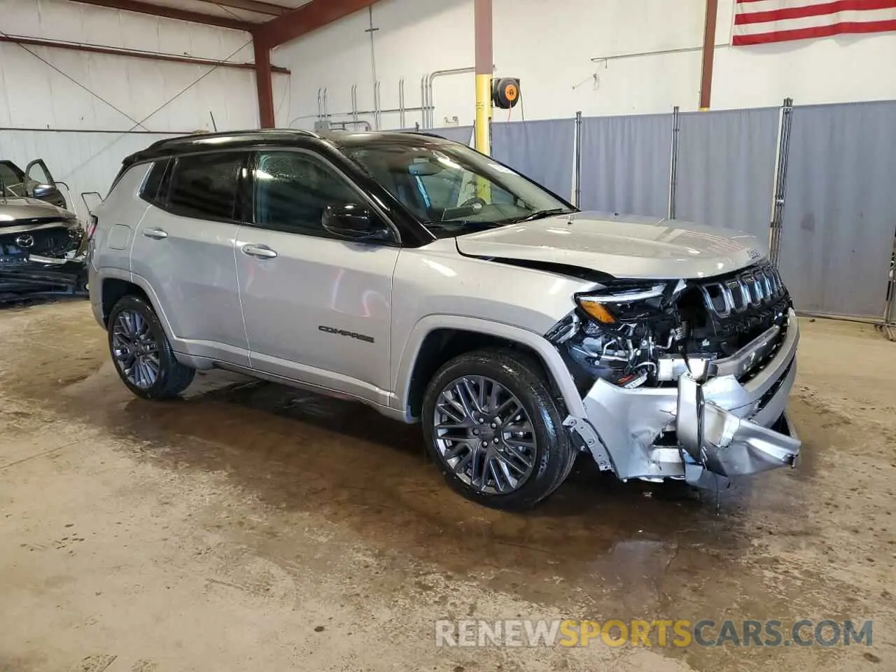 4 fotografías del automóvil dañado 3C4NJDCBXNT140459 JEEP COMPASS 2022