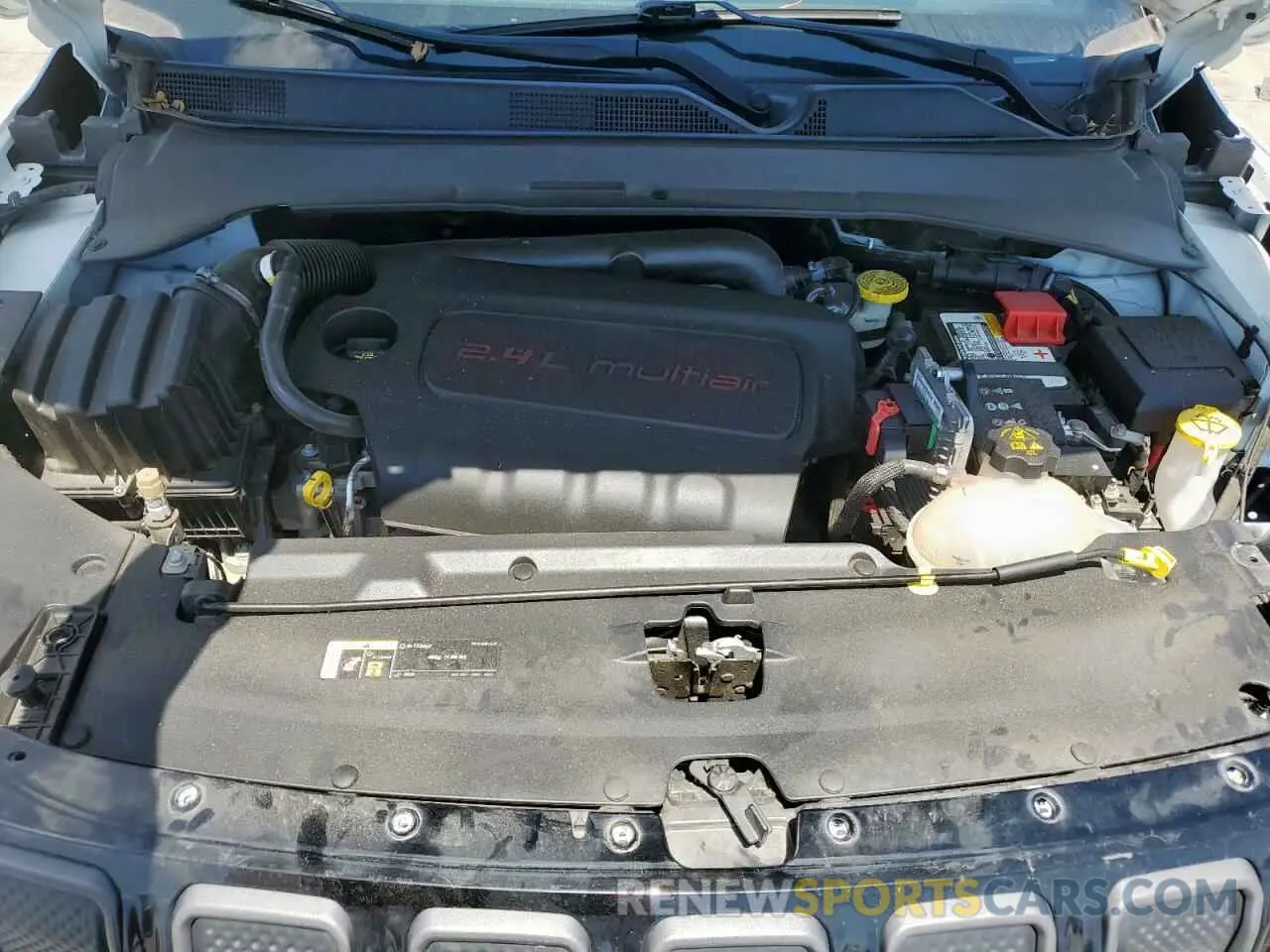 12 fotografías del automóvil dañado 3C4NJDCBXNT185627 JEEP COMPASS 2022