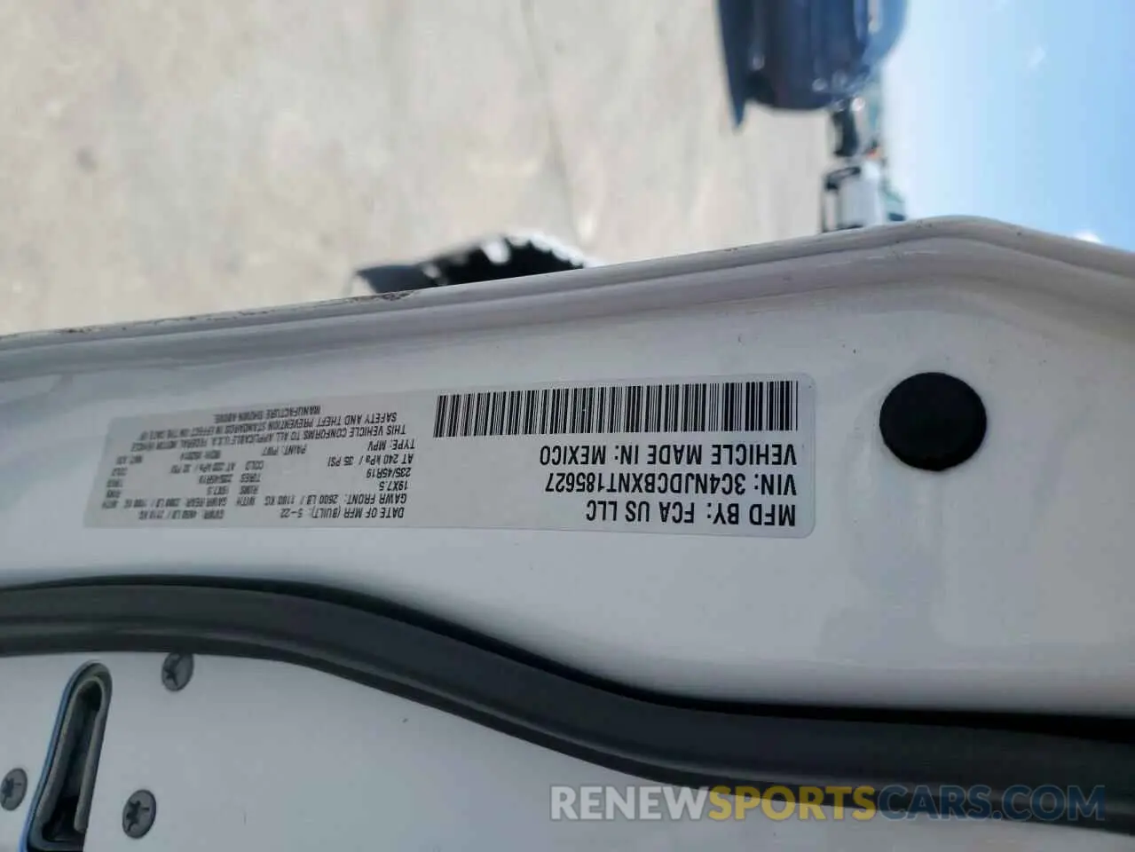 13 fotografías del automóvil dañado 3C4NJDCBXNT185627 JEEP COMPASS 2022