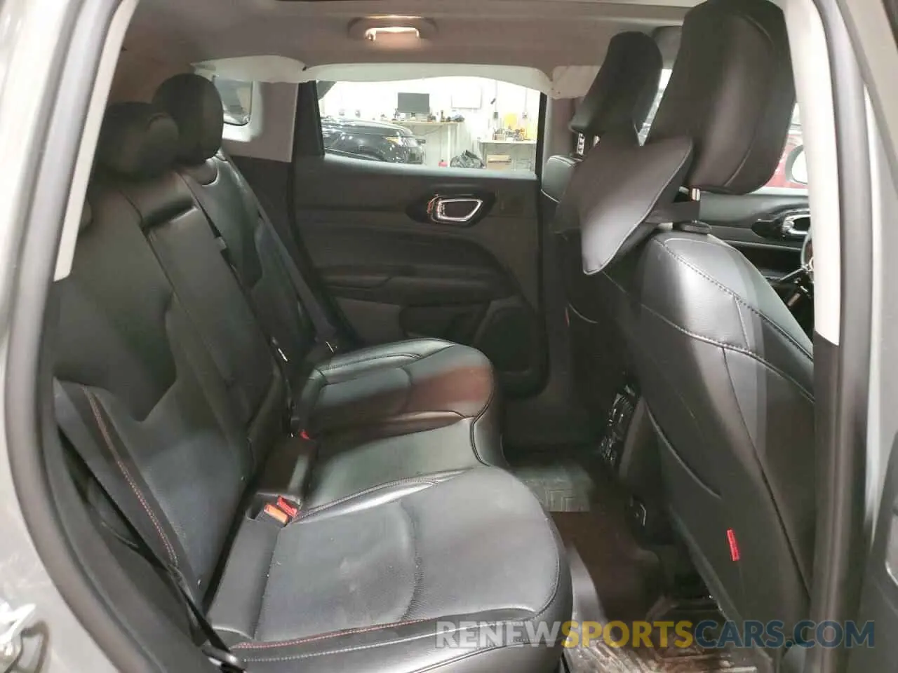 11 fotografías del automóvil dañado 3C4NJDDB2NT169579 JEEP COMPASS 2022