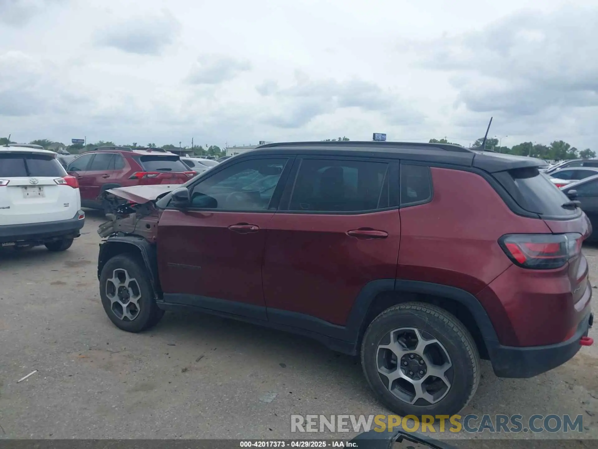 15 fotografías del automóvil dañado 3C4NJDDB3NT203092 JEEP COMPASS 2022