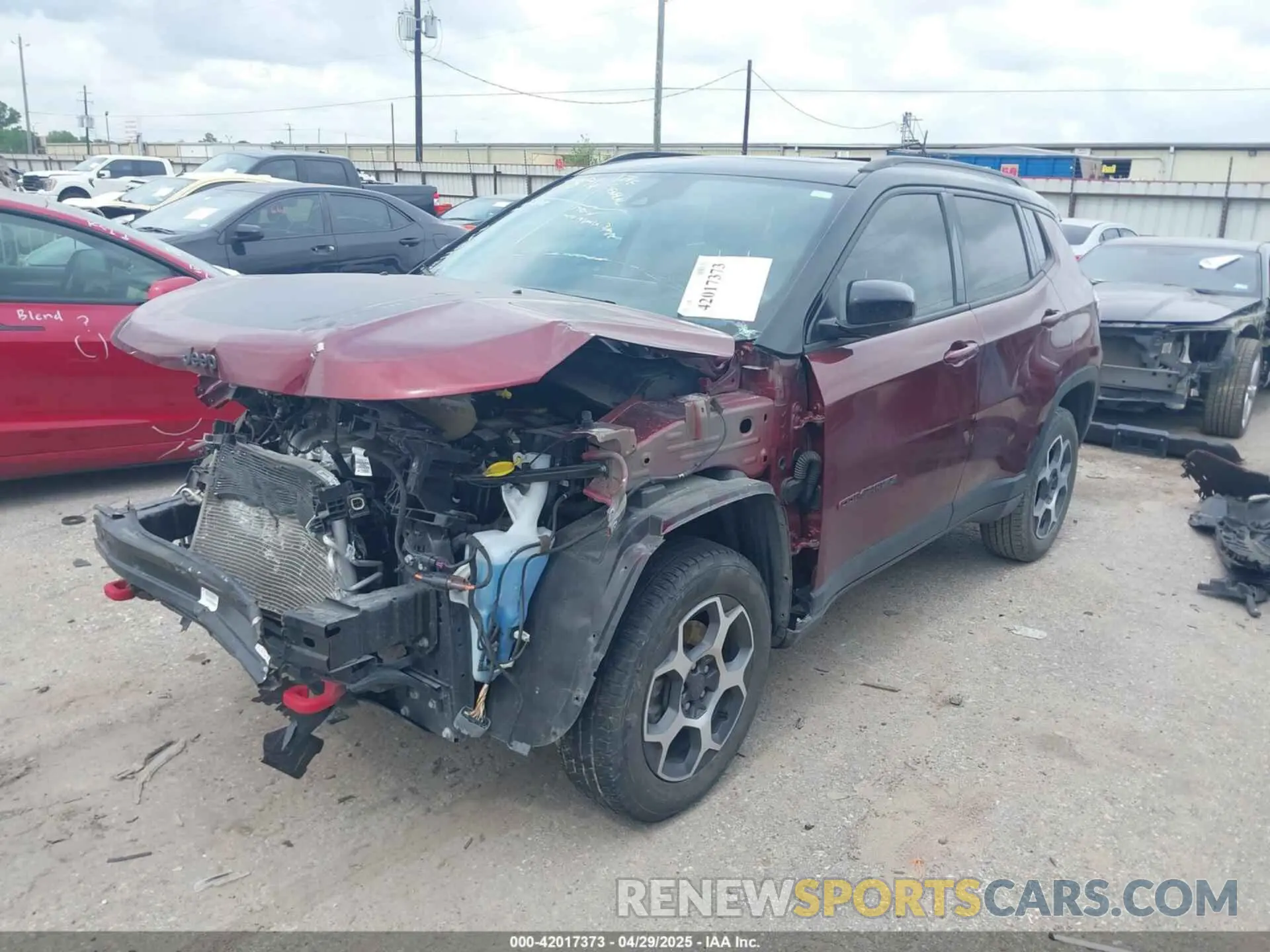 2 fotografías del automóvil dañado 3C4NJDDB3NT203092 JEEP COMPASS 2022