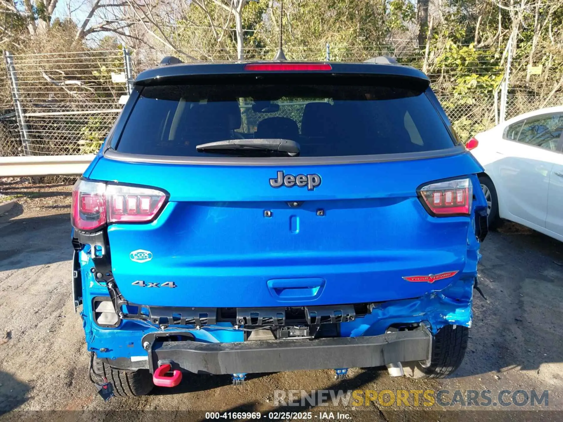 17 fotografías del automóvil dañado 3C4NJDDB4NT105236 JEEP COMPASS 2022