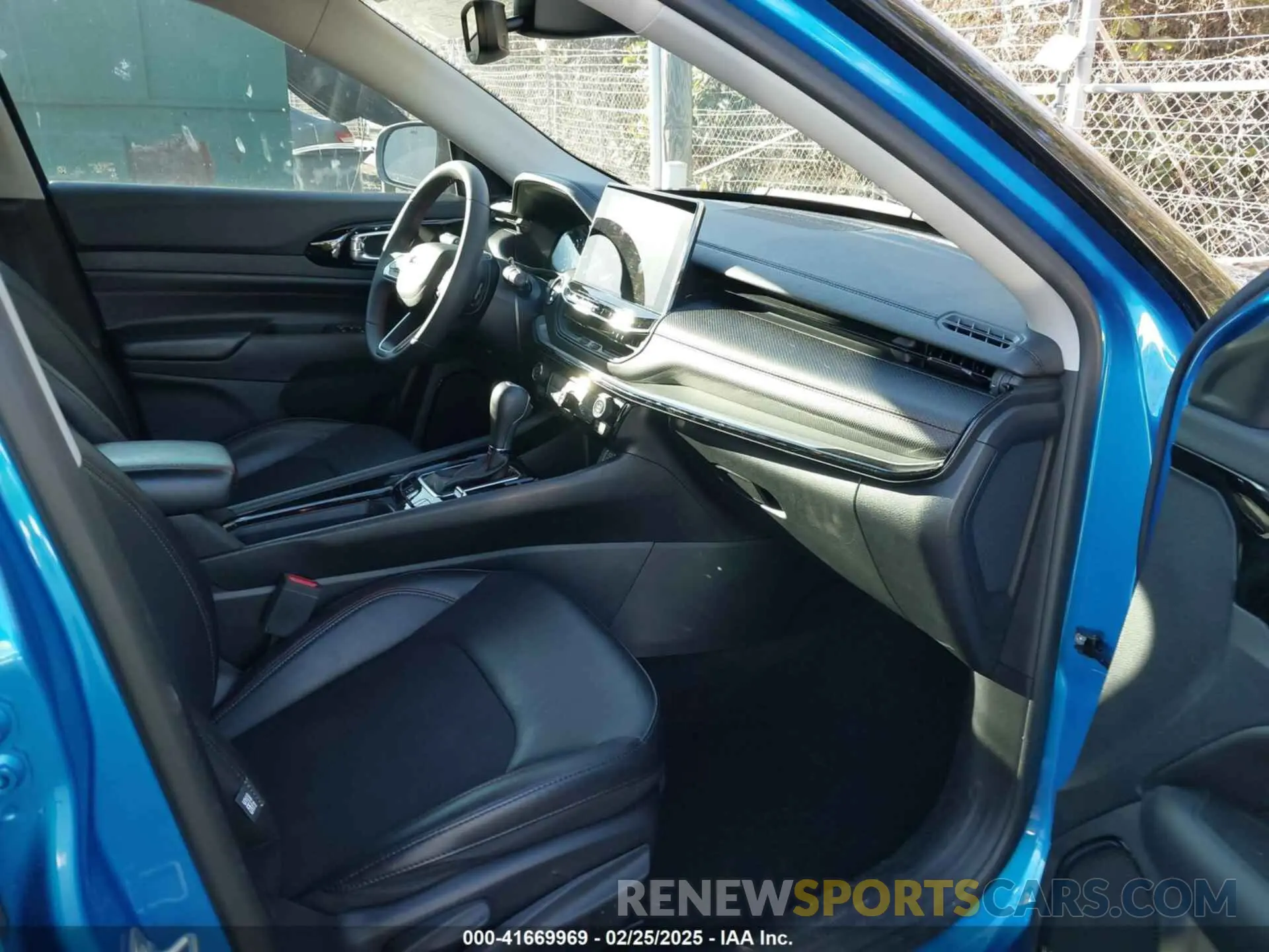 5 fotografías del automóvil dañado 3C4NJDDB4NT105236 JEEP COMPASS 2022