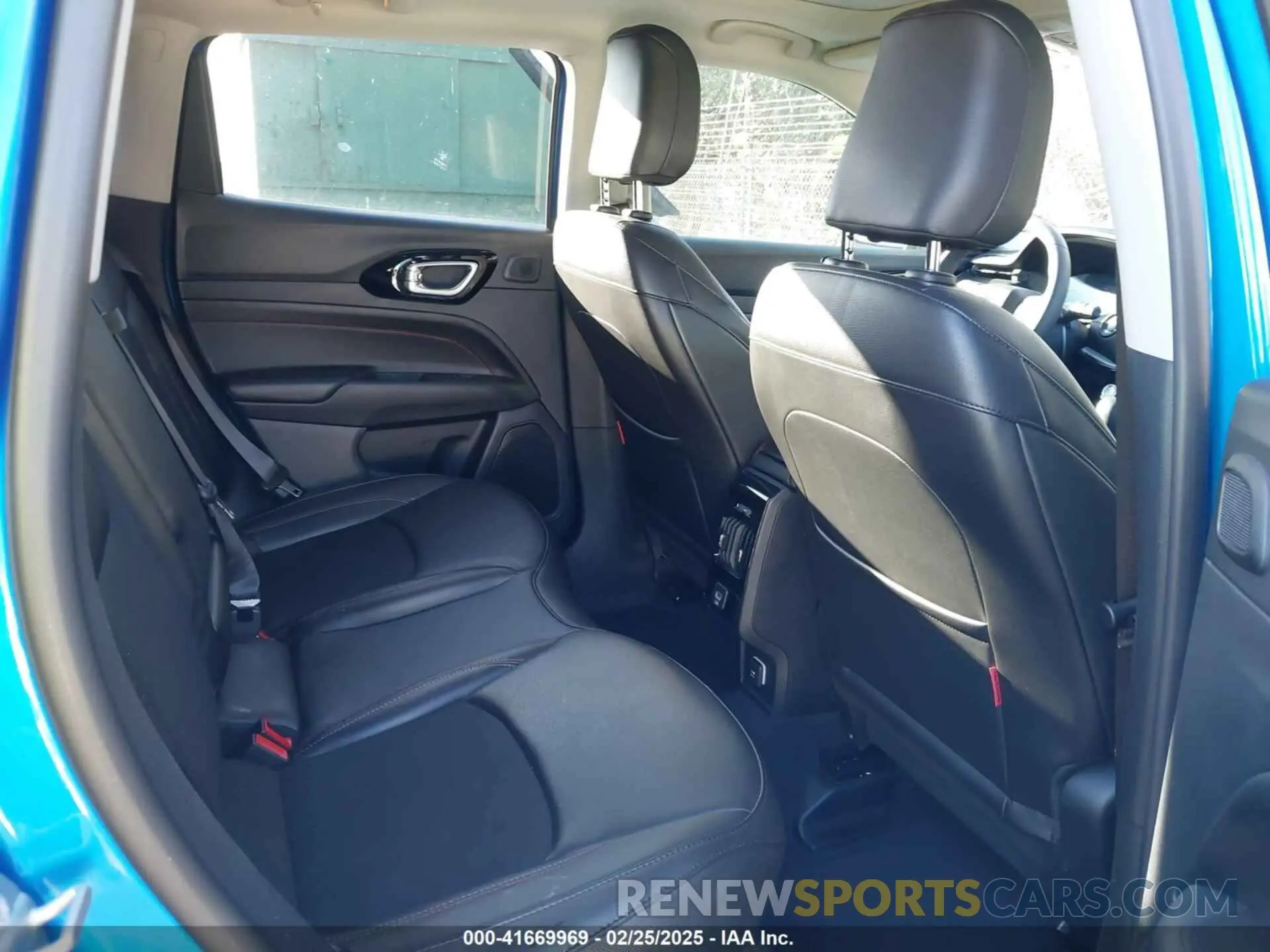 8 fotografías del automóvil dañado 3C4NJDDB4NT105236 JEEP COMPASS 2022