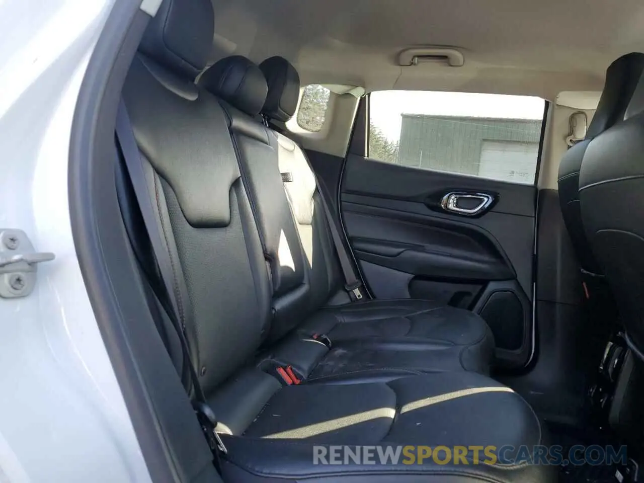 11 fotografías del automóvil dañado 3C4NJDDB8NT219448 JEEP COMPASS 2022