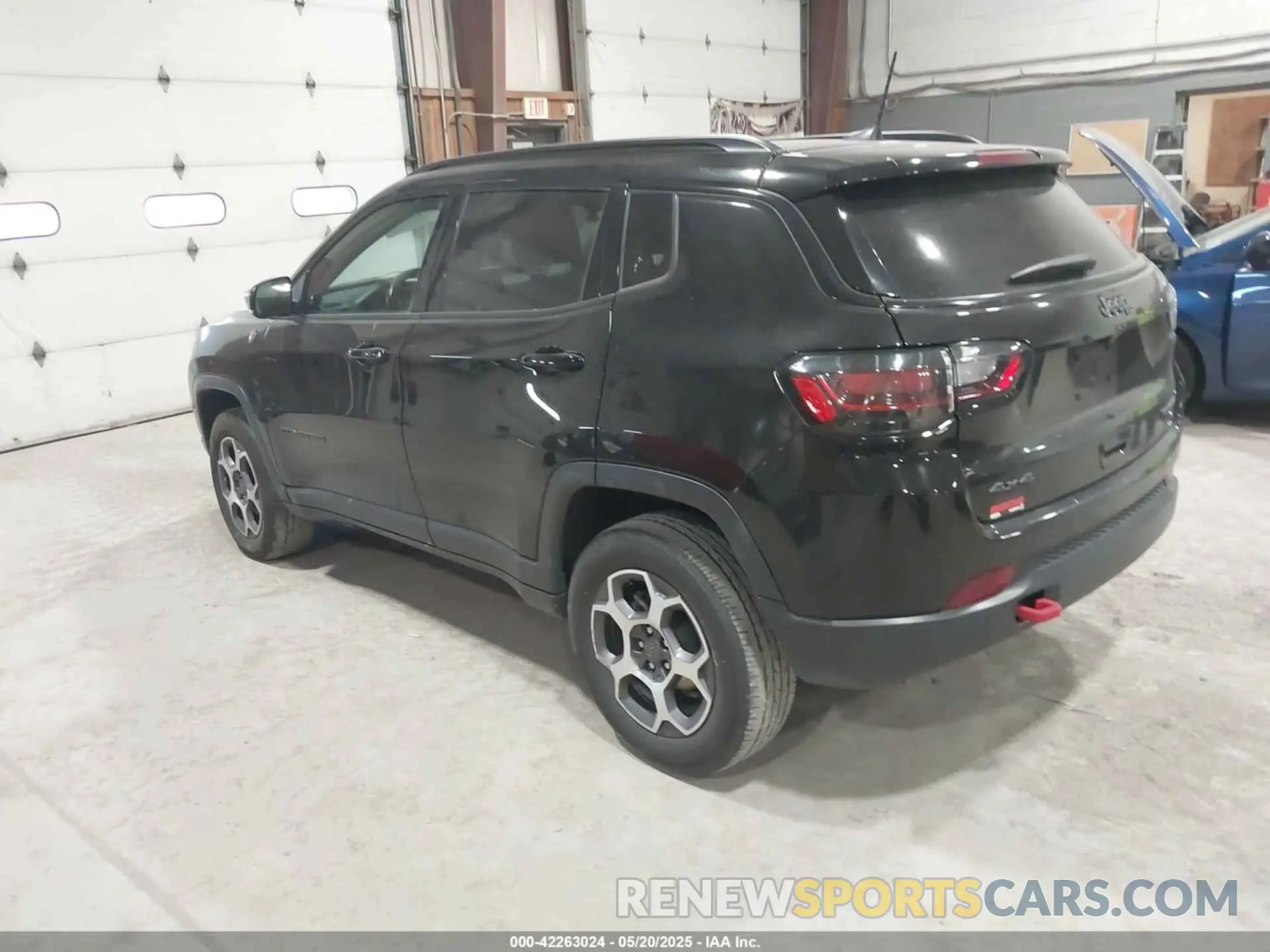 3 fotografías del automóvil dañado 3C4NJDDB8NT227131 JEEP COMPASS 2022
