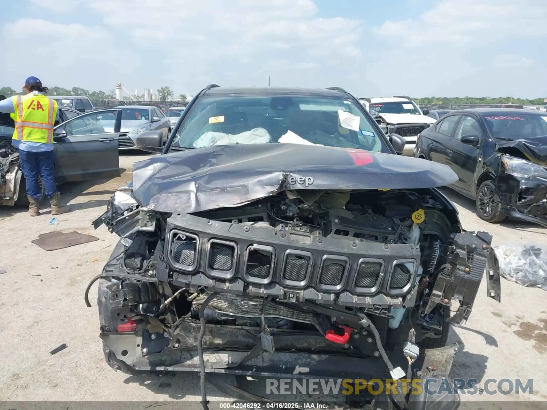 11 fotografías del automóvil dañado 3C4NJDDBXNT157230 JEEP COMPASS 2022