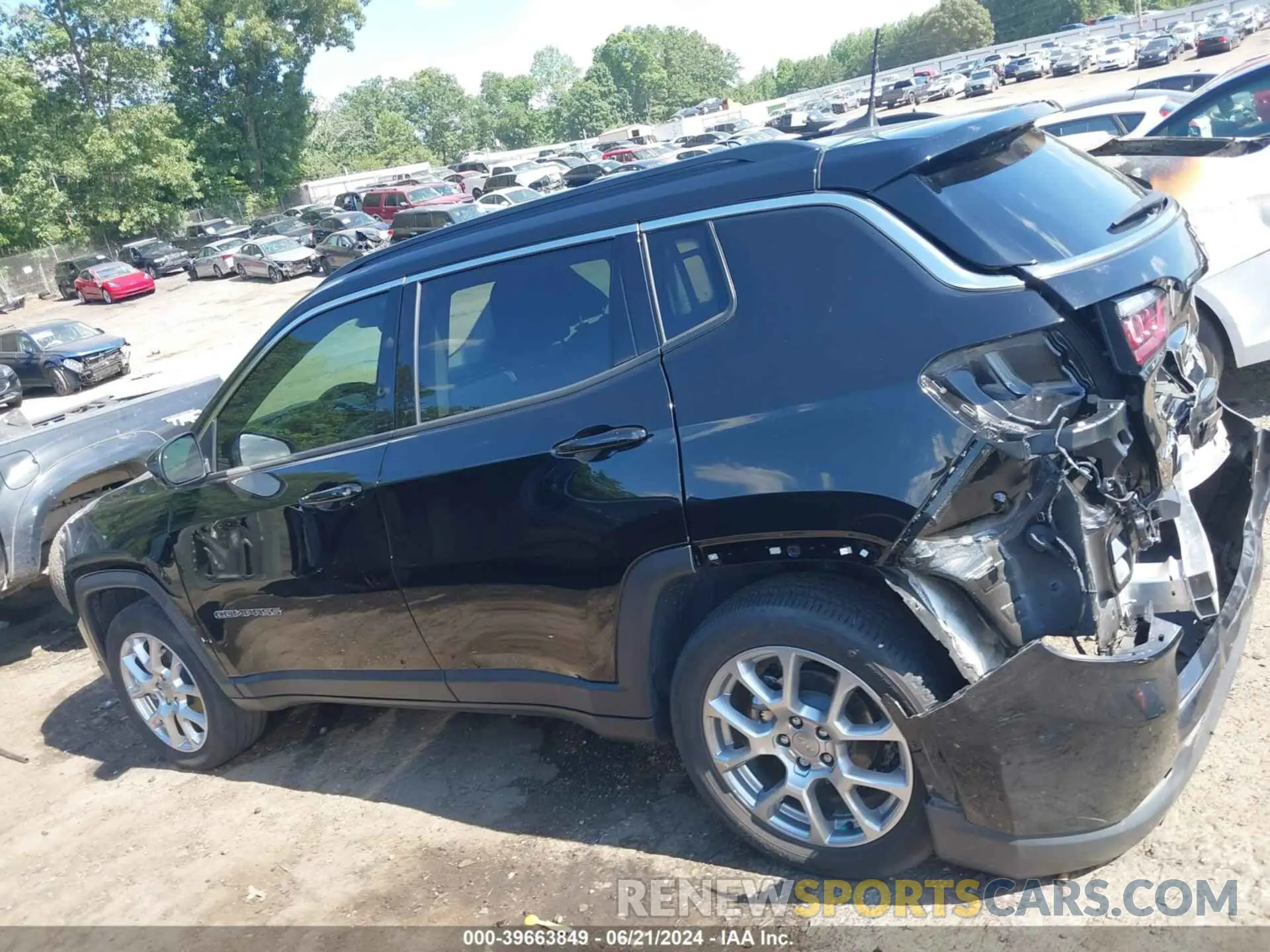 14 fotografías del automóvil dañado 3C4NJDFB3NT222237 JEEP COMPASS 2022