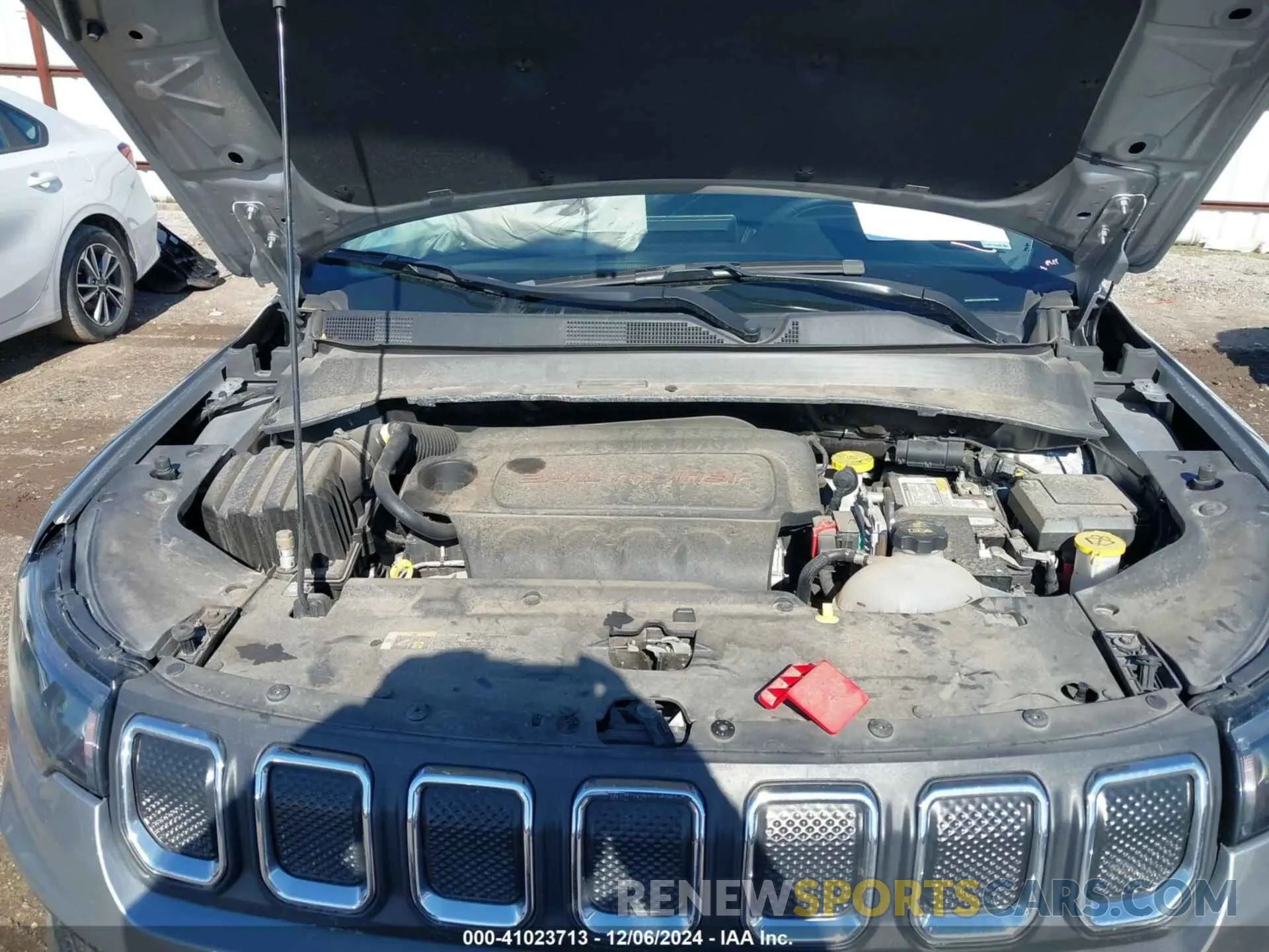 10 fotografías del automóvil dañado 3C4NJDFB4NT207889 JEEP COMPASS 2022