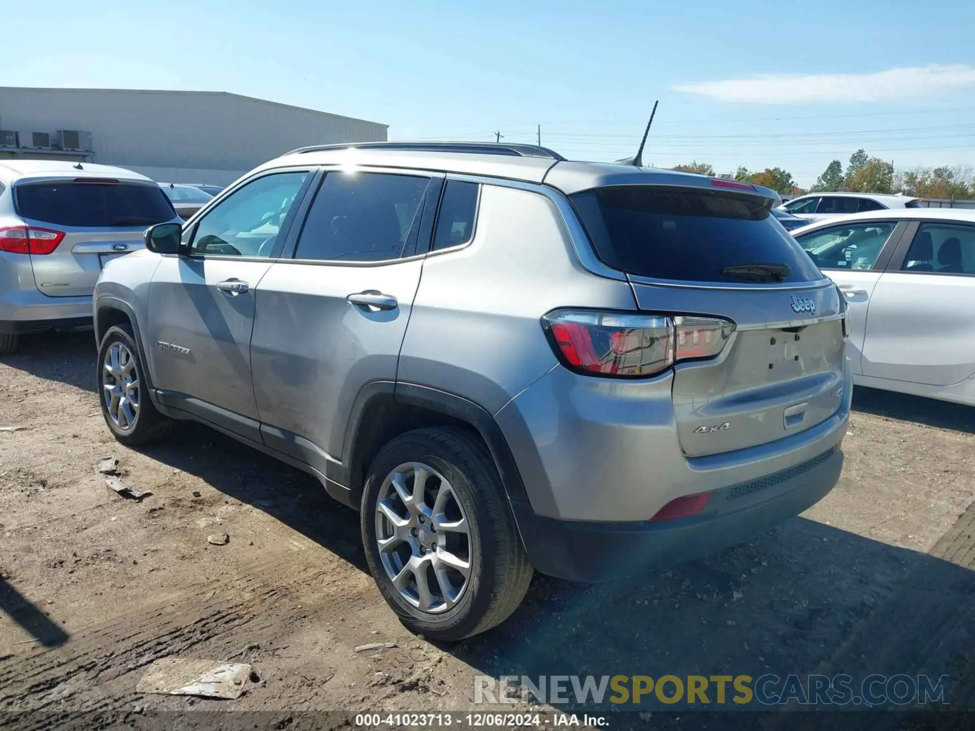 3 fotografías del automóvil dañado 3C4NJDFB4NT207889 JEEP COMPASS 2022