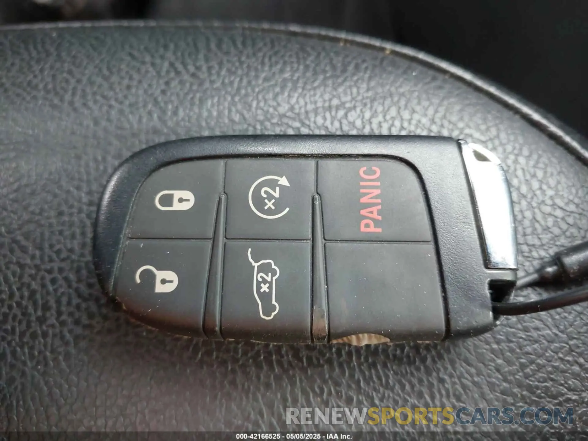 11 fotografías del automóvil dañado 3C4NJDFB4NT209450 JEEP COMPASS 2022