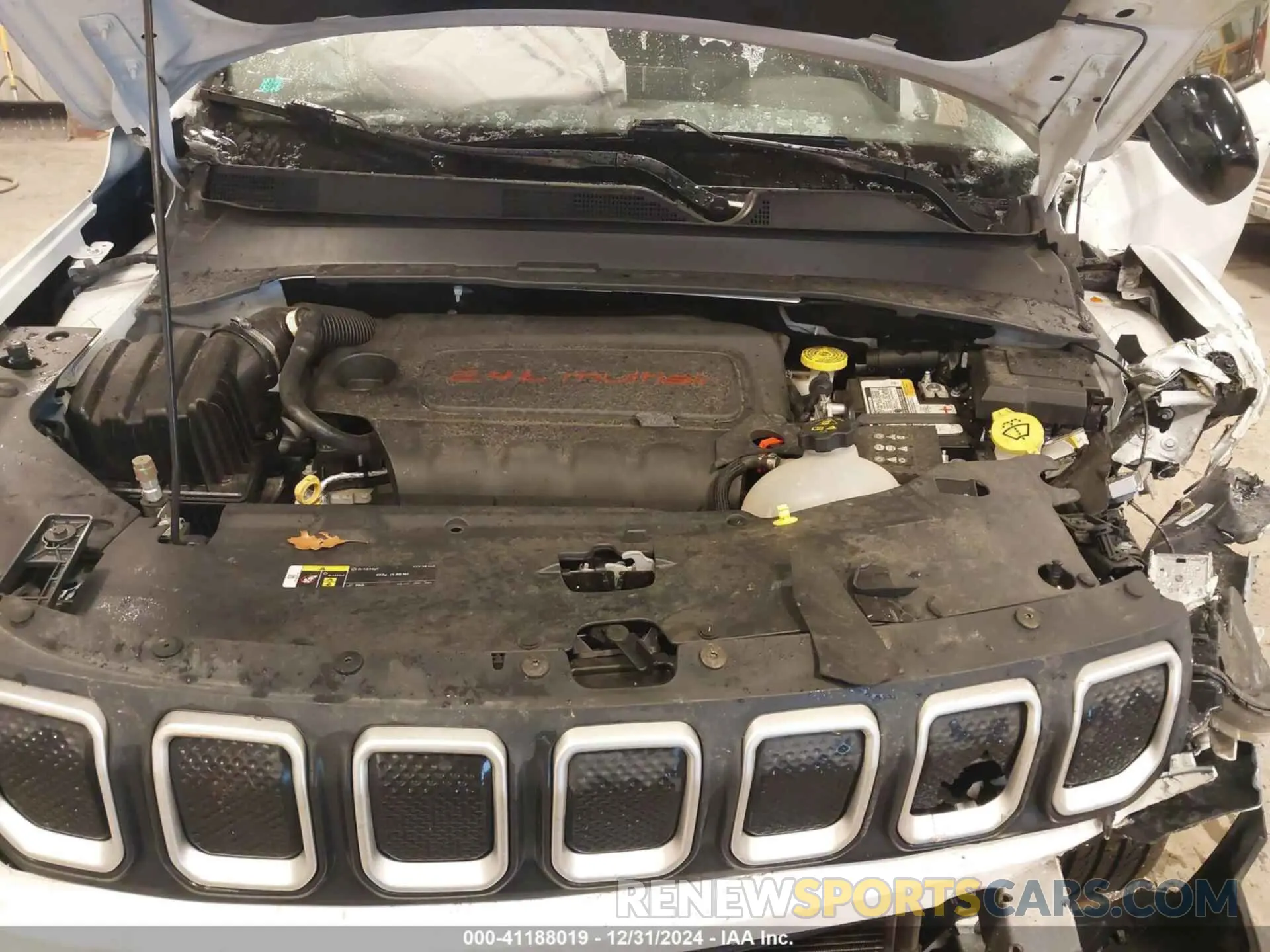 10 fotografías del automóvil dañado 3C4NJDFB5NT109311 JEEP COMPASS 2022