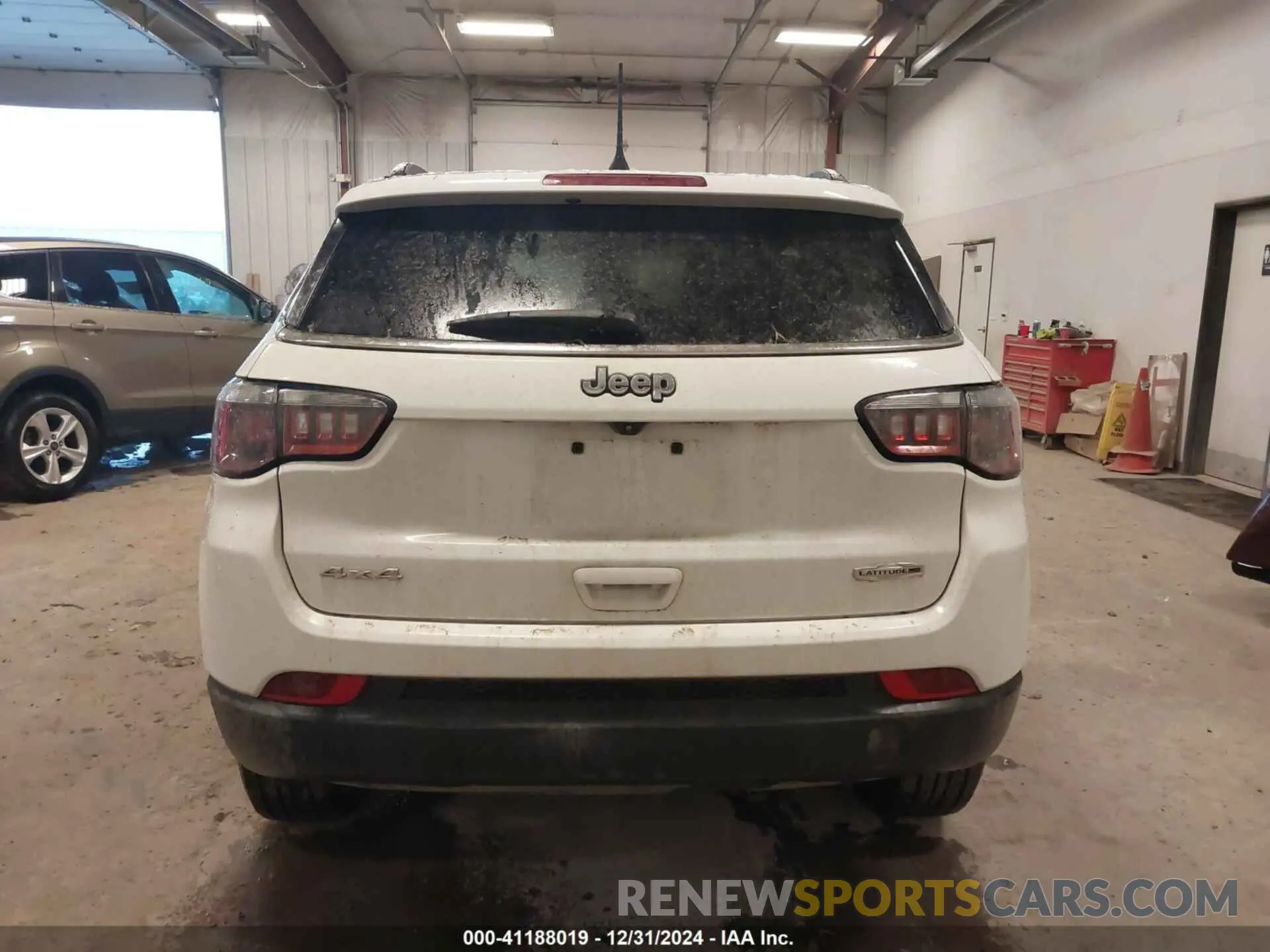 16 fotografías del automóvil dañado 3C4NJDFB5NT109311 JEEP COMPASS 2022
