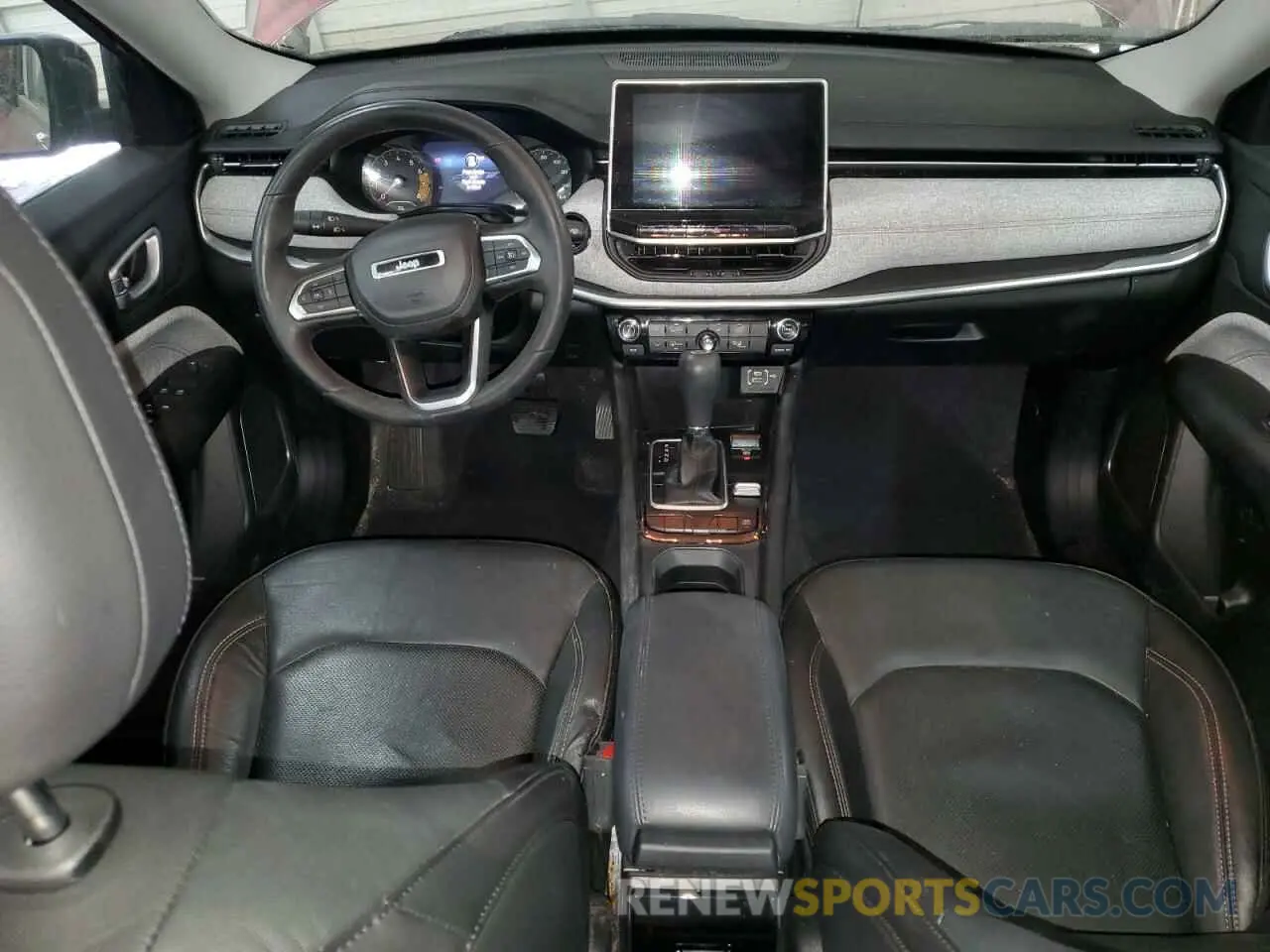 8 fotografías del automóvil dañado 3C4NJDFB5NT179956 JEEP COMPASS 2022