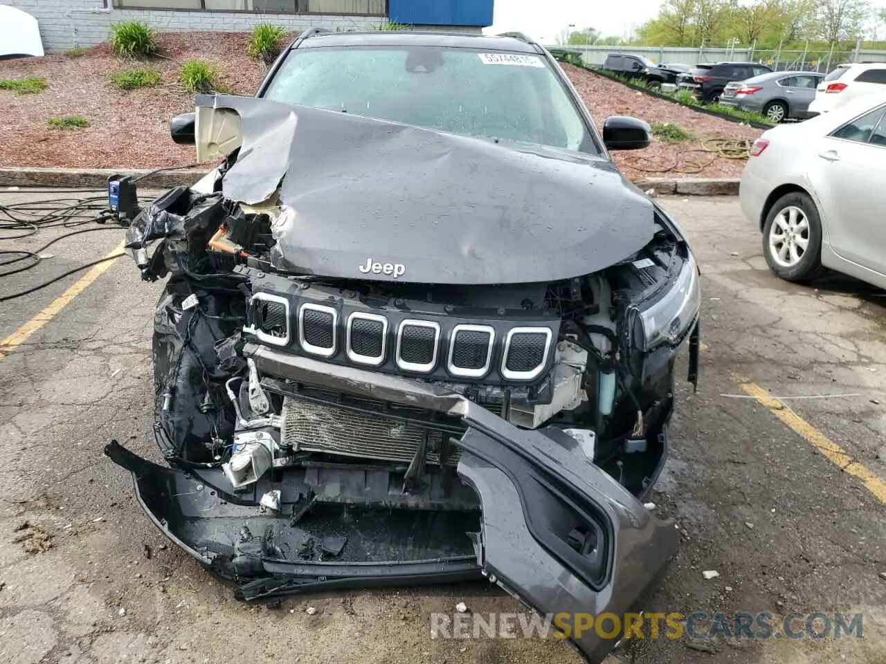 5 fotografías del automóvil dañado 3C4NJDFB7NT109259 JEEP COMPASS 2022