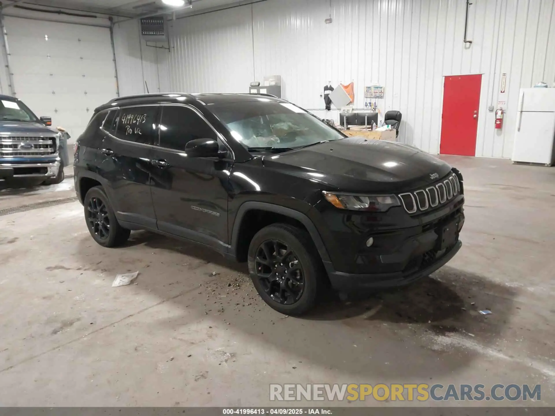 1 fotografías del automóvil dañado 3C4NJDFB7NT128068 JEEP COMPASS 2022
