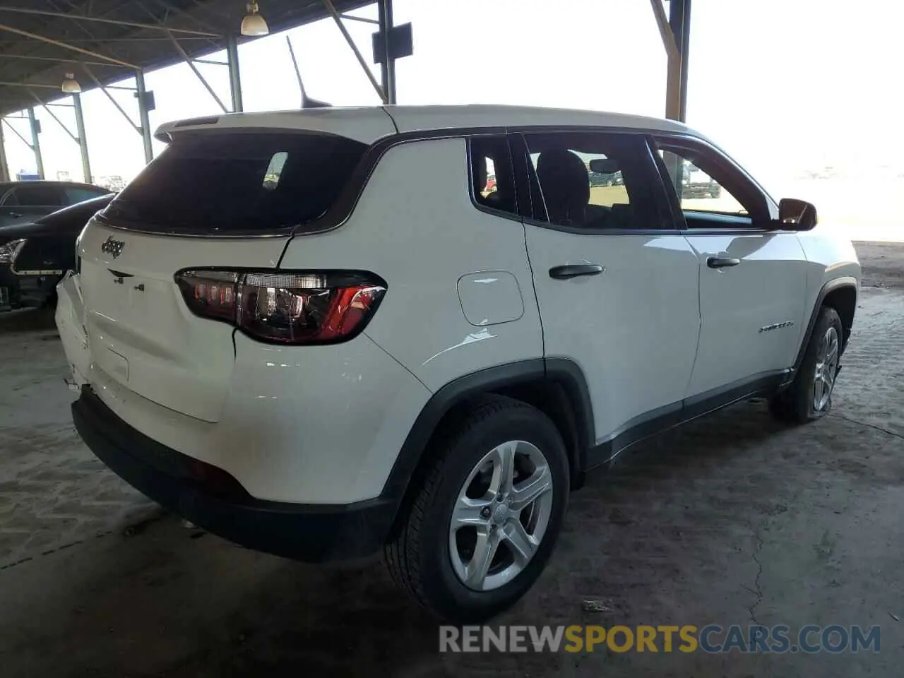 3 fotografías del automóvil dañado 3C4NJDAN6PT515571 JEEP COMPASS 2023