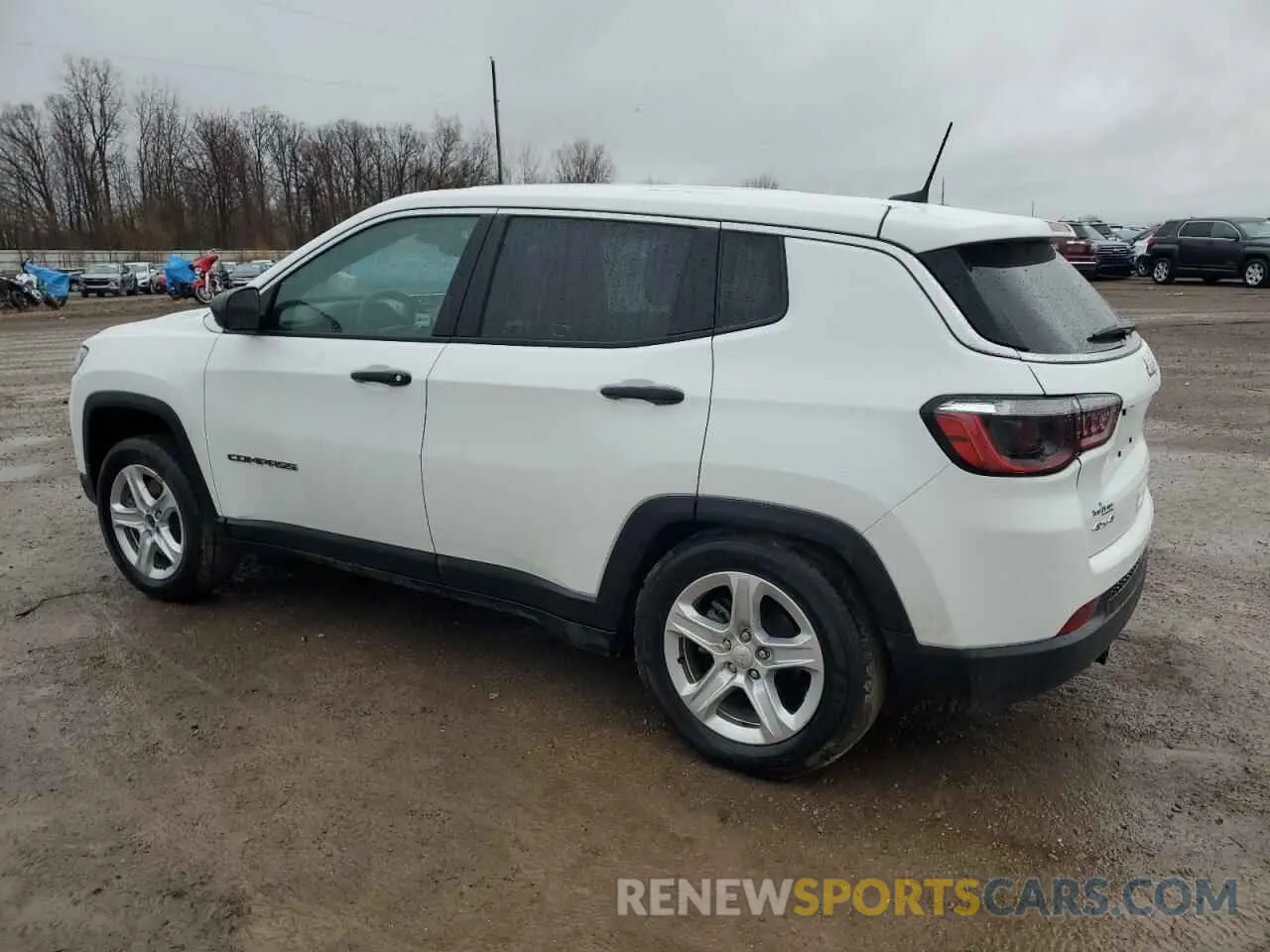 2 fotografías del automóvil dañado 3C4NJDAN7PT506393 JEEP COMPASS 2023