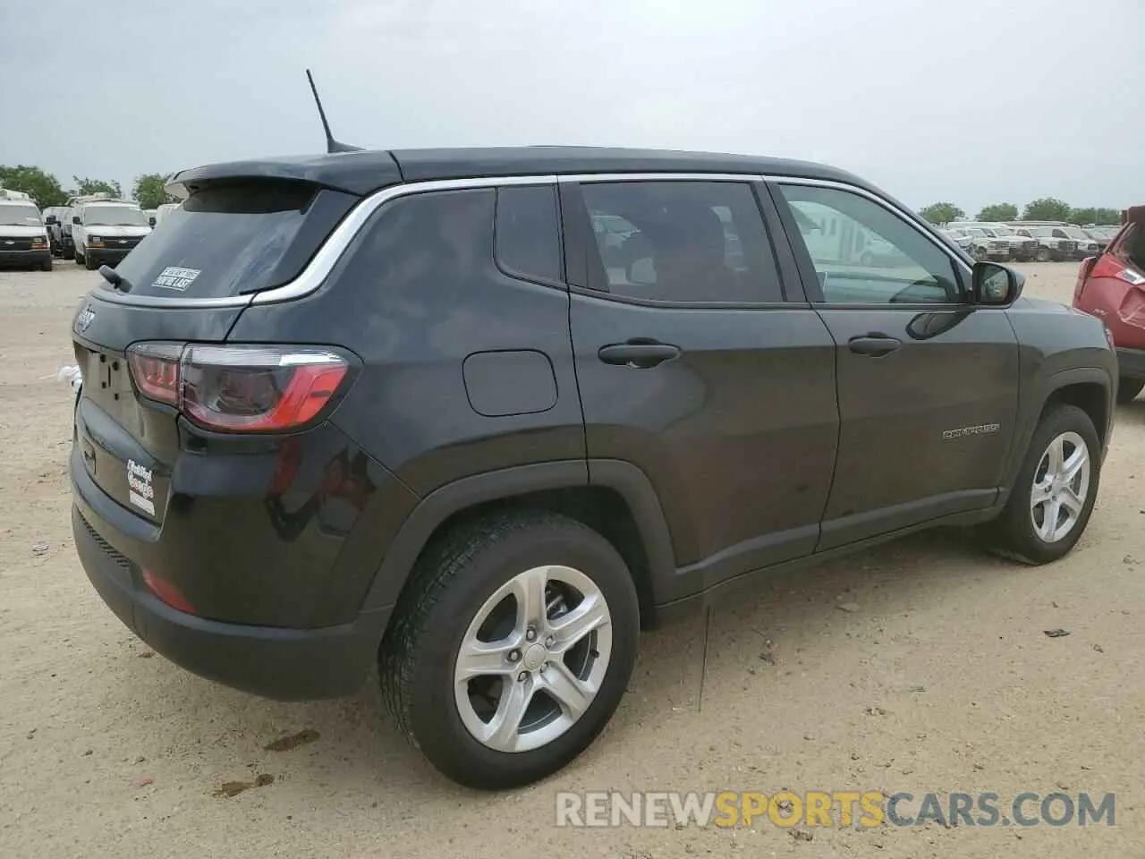 3 fotografías del automóvil dañado 3C4NJDANXPT509952 JEEP COMPASS 2023