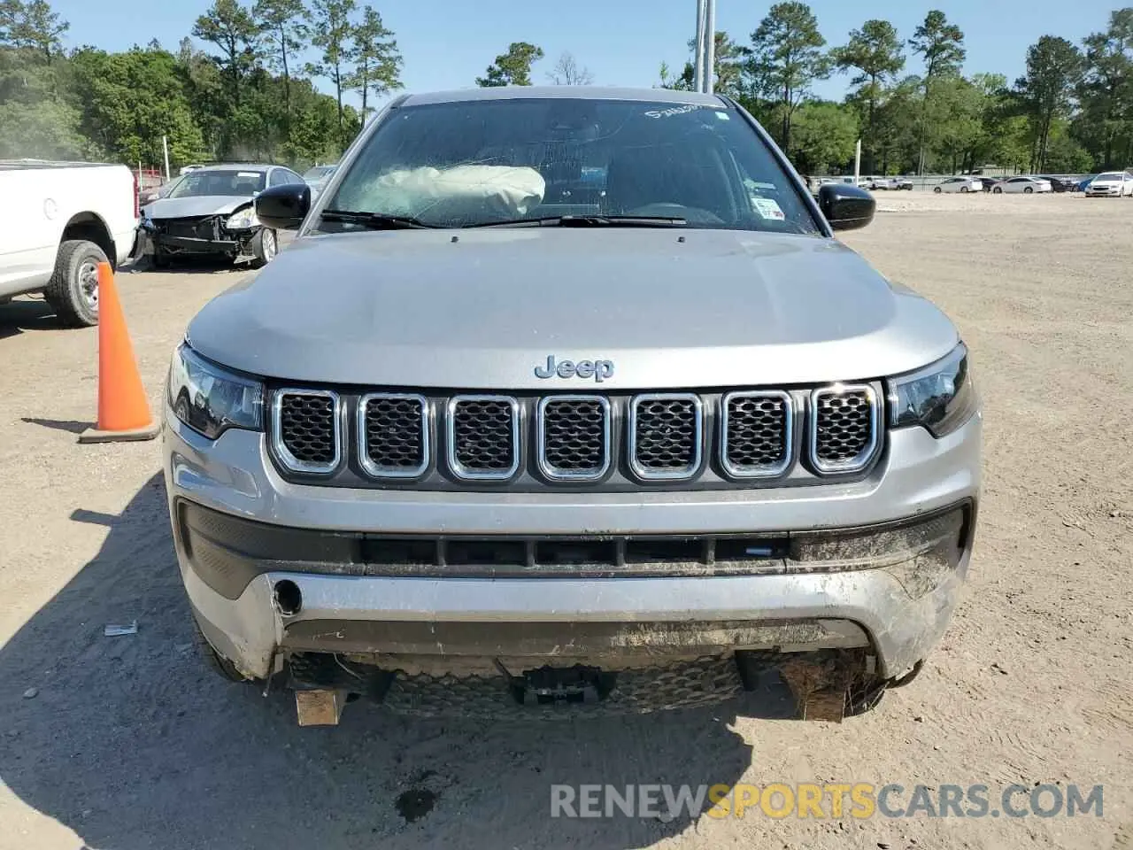 5 fotografías del automóvil dañado 3C4NJDANXPT536715 JEEP COMPASS 2023