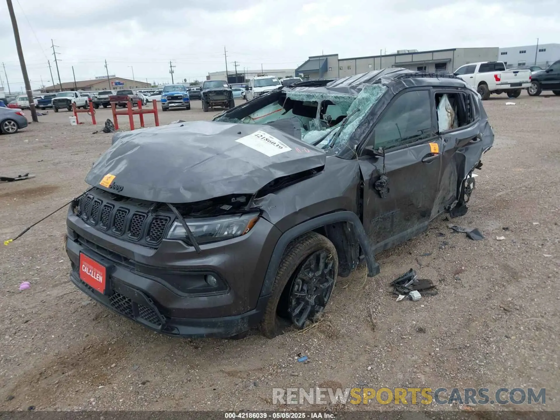 2 fotografías del automóvil dañado 3C4NJDBN2PT503268 JEEP COMPASS 2023