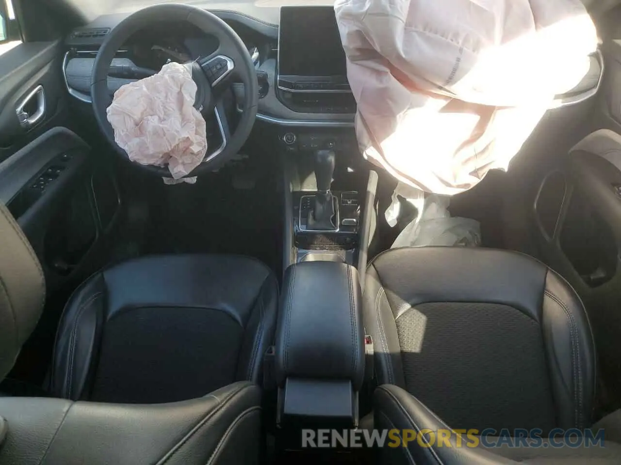 8 fotografías del automóvil dañado 3C4NJDBN5PT561987 JEEP COMPASS 2023