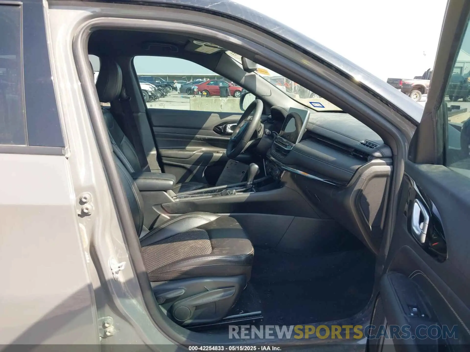 5 fotografías del automóvil dañado 3C4NJDBN6PT531767 JEEP COMPASS 2023