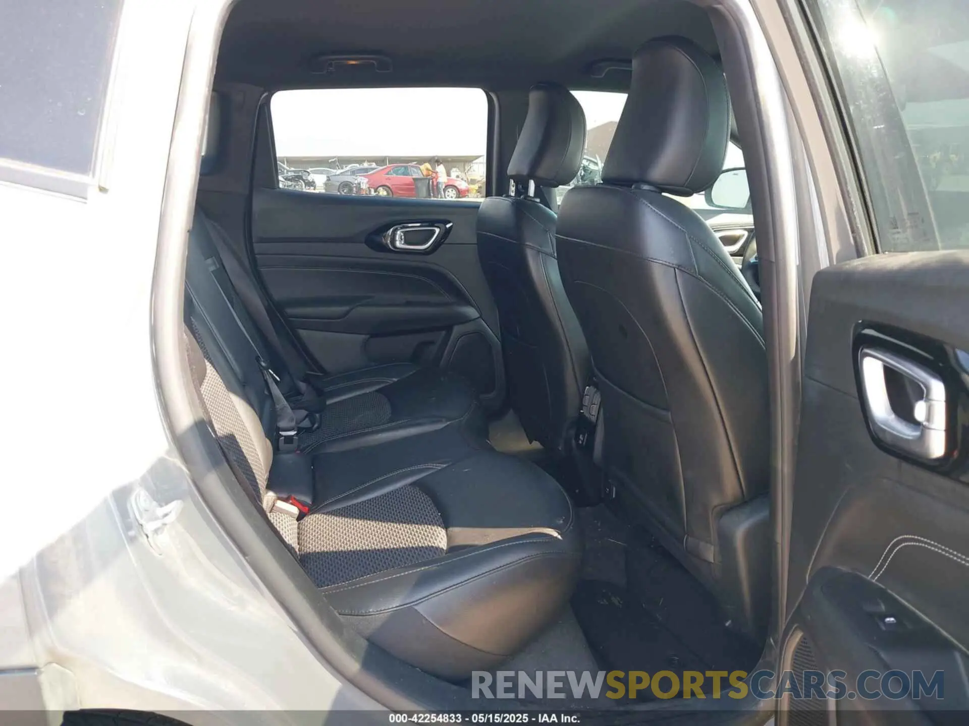 8 fotografías del automóvil dañado 3C4NJDBN6PT531767 JEEP COMPASS 2023