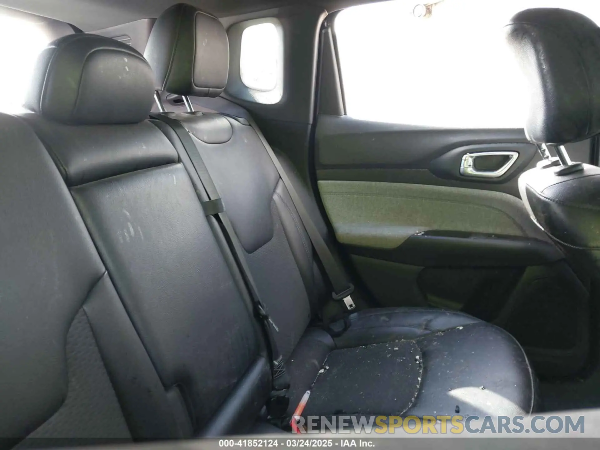 8 fotografías del automóvil dañado 3C4NJDBN9PT514039 JEEP COMPASS 2023