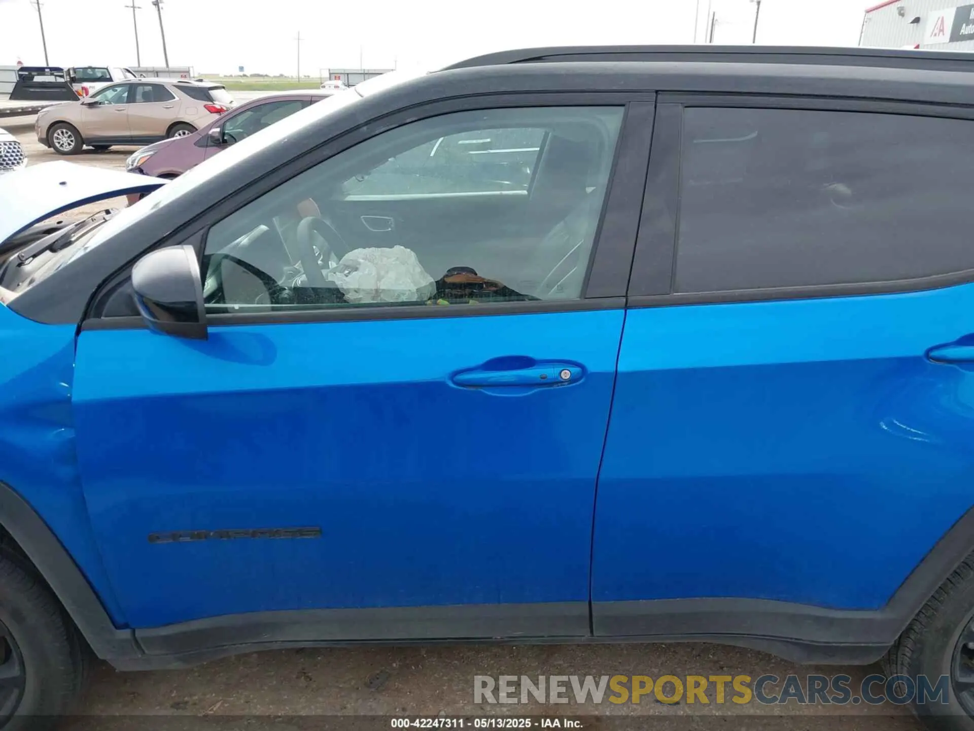 14 fotografías del automóvil dañado 3C4NJDBNXPT518522 JEEP COMPASS 2023