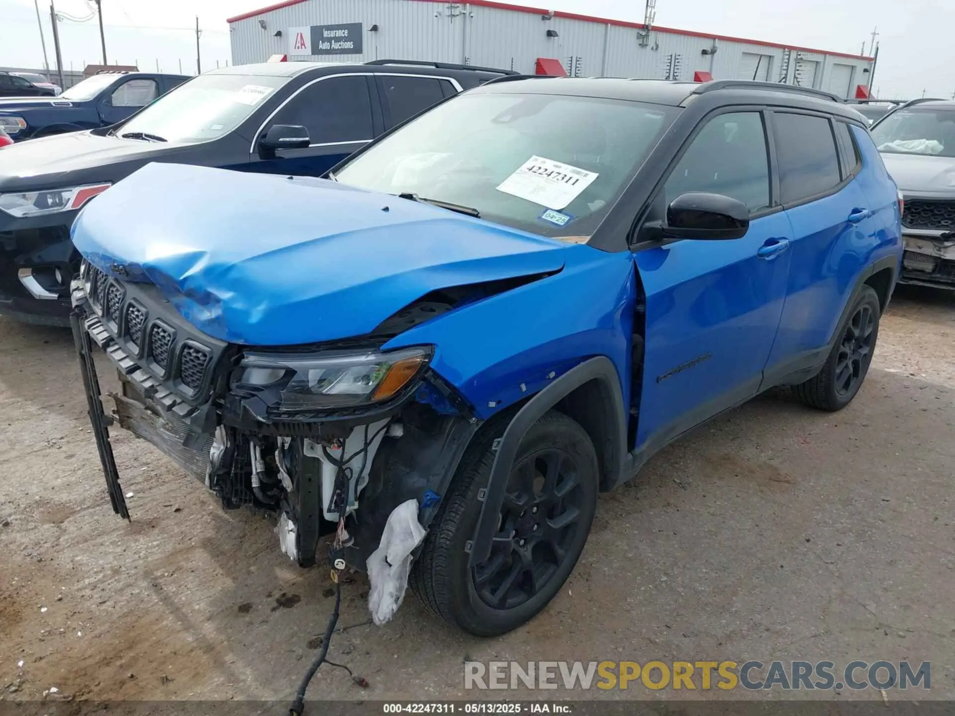 2 fotografías del automóvil dañado 3C4NJDBNXPT518522 JEEP COMPASS 2023