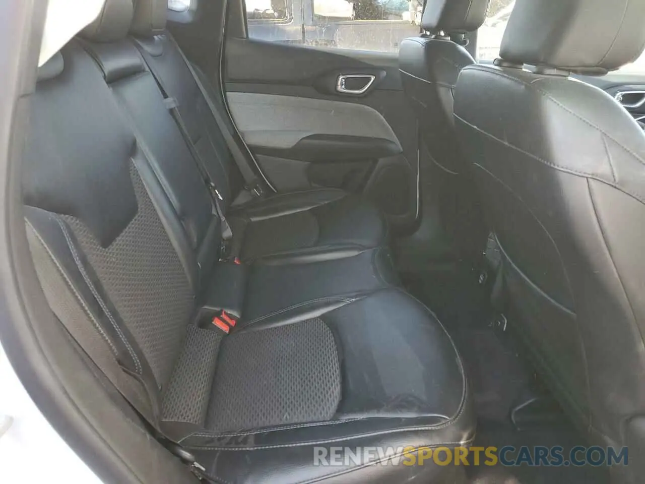 11 fotografías del automóvil dañado 3C4NJDBNXPT553271 JEEP COMPASS 2023