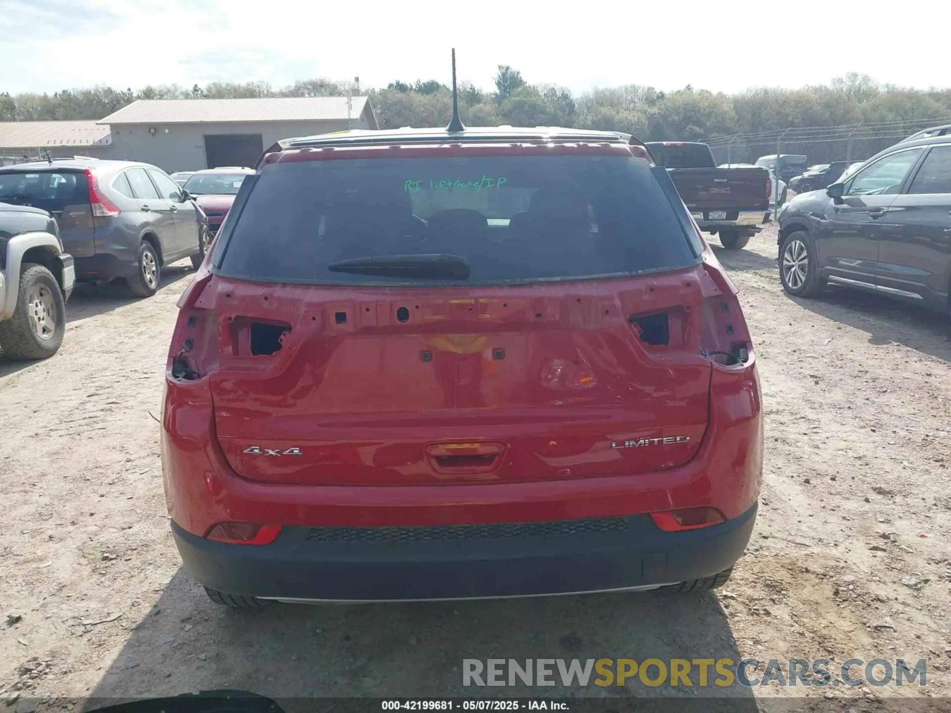 17 fotografías del automóvil dañado 3C4NJDCN0PT527468 JEEP COMPASS 2023