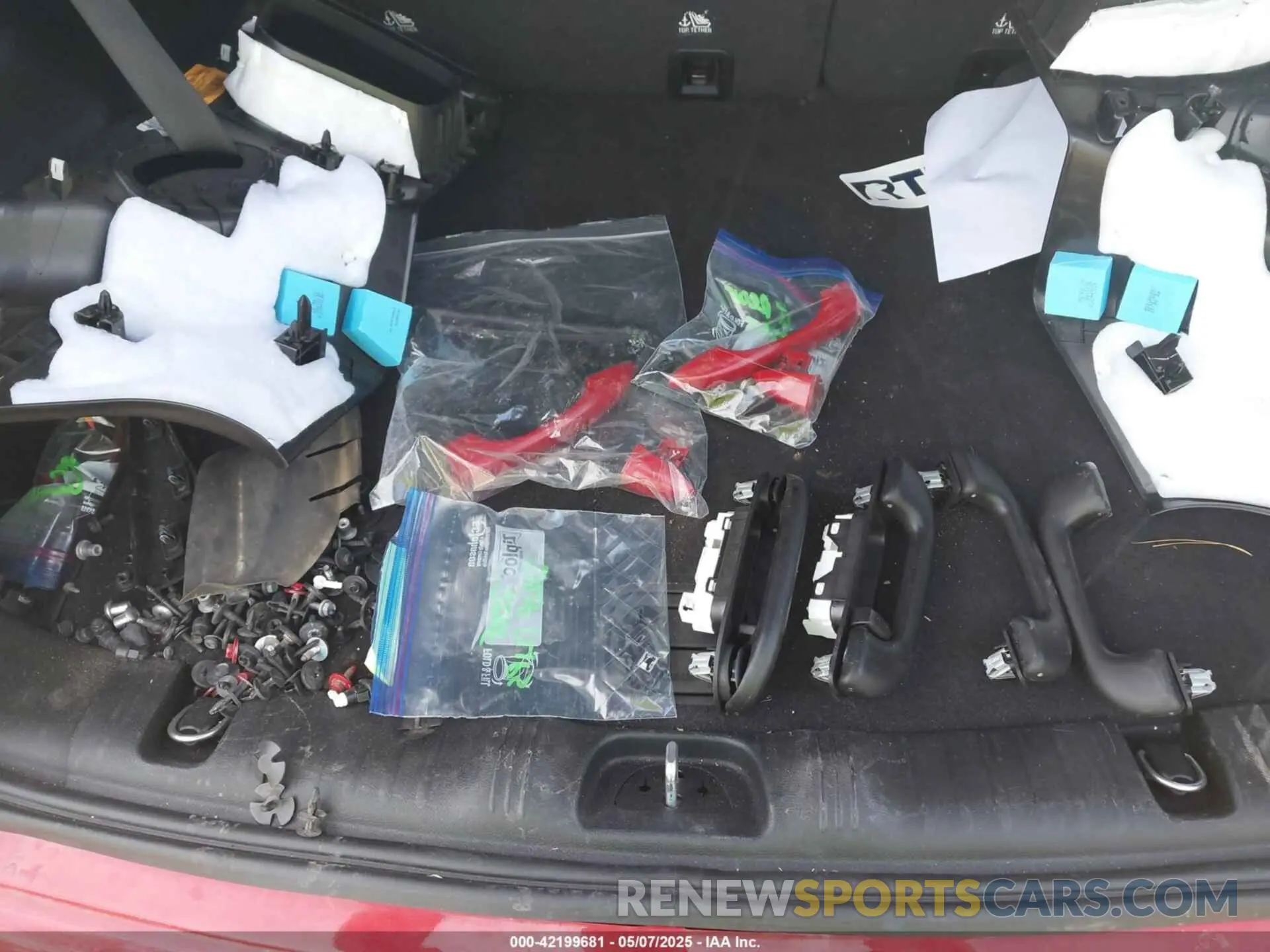20 fotografías del automóvil dañado 3C4NJDCN0PT527468 JEEP COMPASS 2023