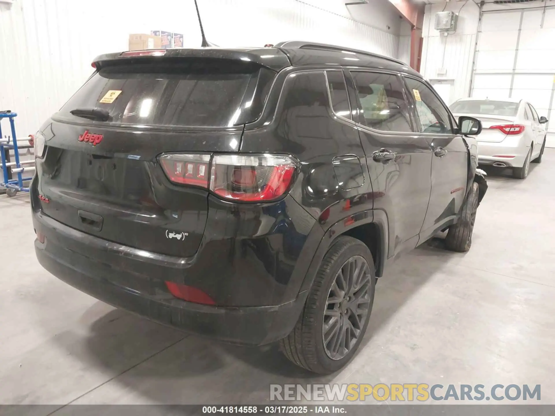 4 fotografías del automóvil dañado 3C4NJDCN0PT532766 JEEP COMPASS 2023