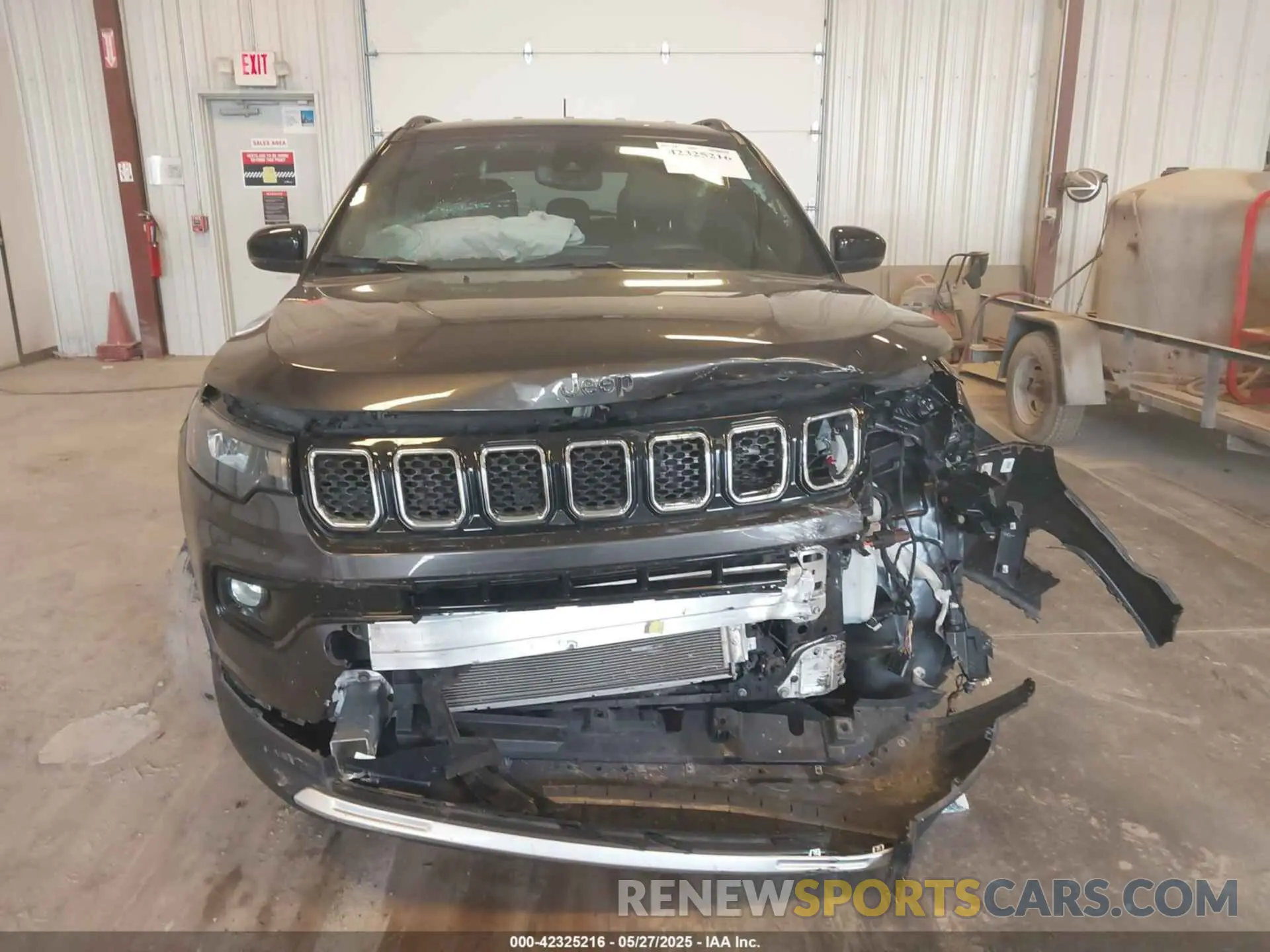 12 fotografías del automóvil dañado 3C4NJDCN2PT520022 JEEP COMPASS 2023