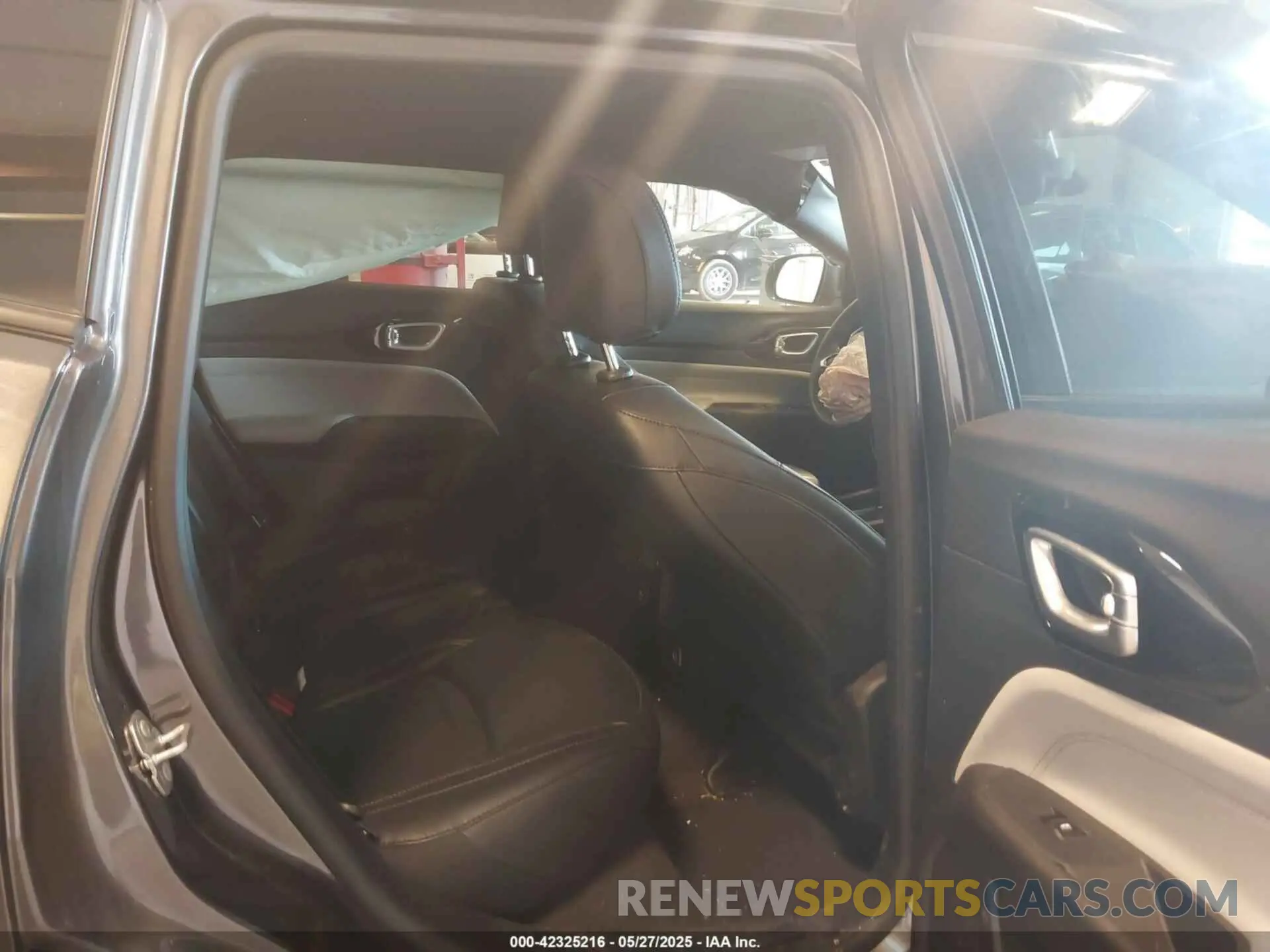 8 fotografías del automóvil dañado 3C4NJDCN2PT520022 JEEP COMPASS 2023