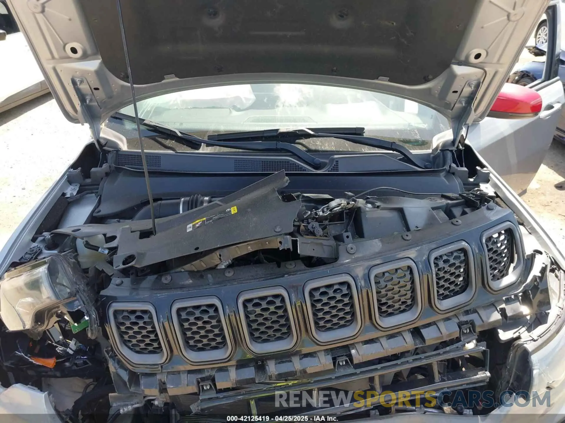 10 fotografías del automóvil dañado 3C4NJDCN4PT511404 JEEP COMPASS 2023