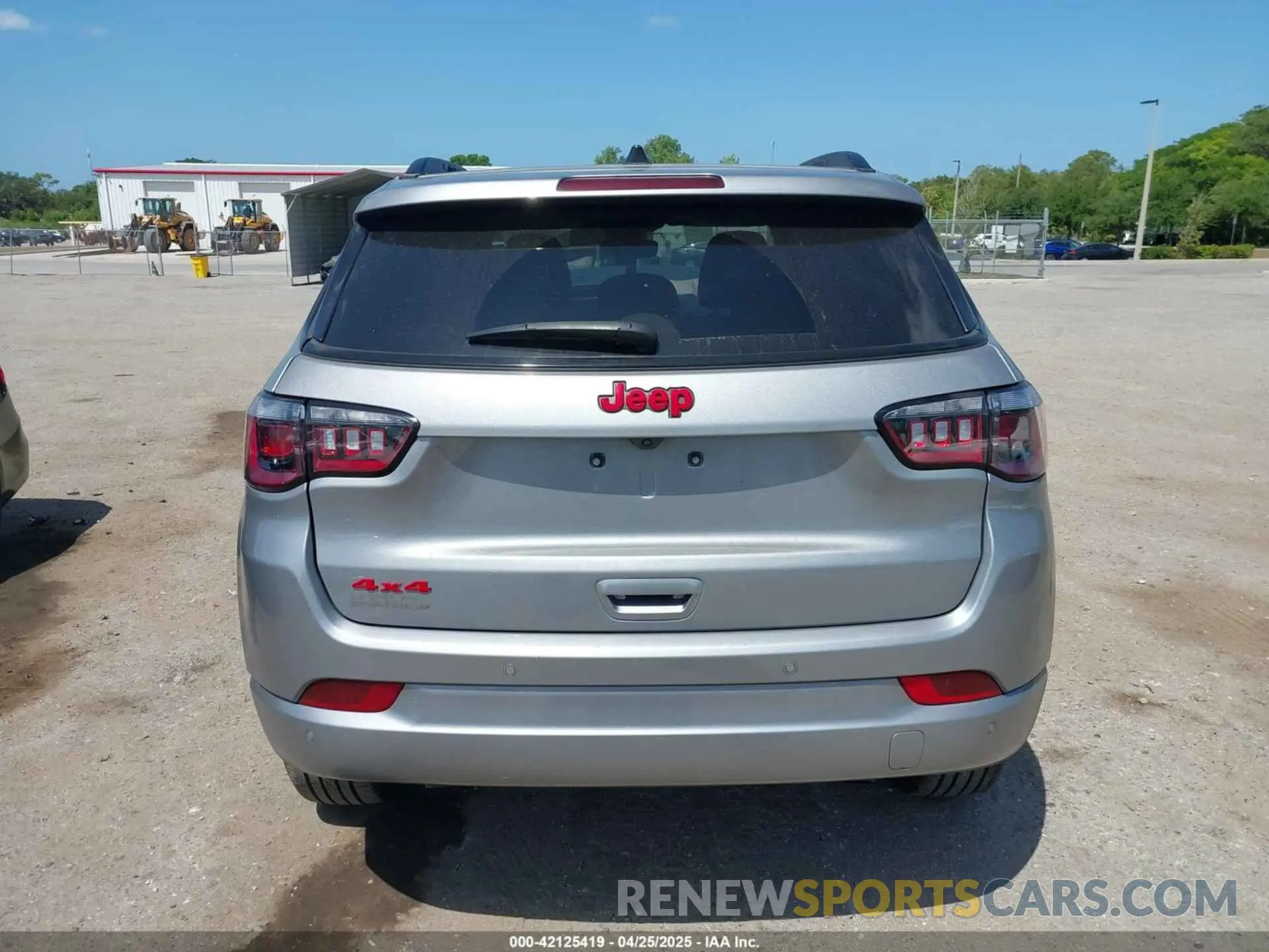 16 fotografías del automóvil dañado 3C4NJDCN4PT511404 JEEP COMPASS 2023