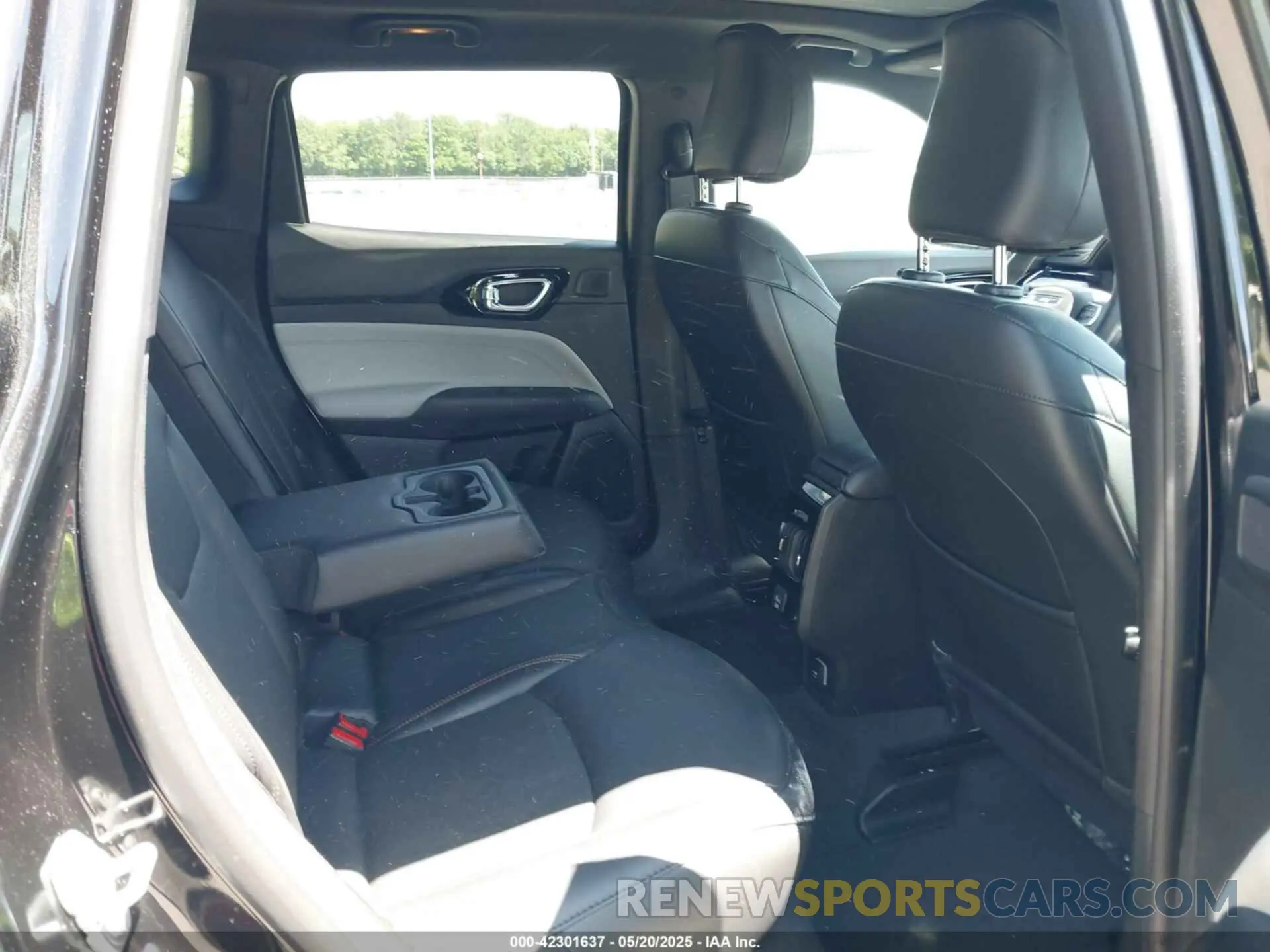 8 fotografías del automóvil dañado 3C4NJDCN6PT556523 JEEP COMPASS 2023
