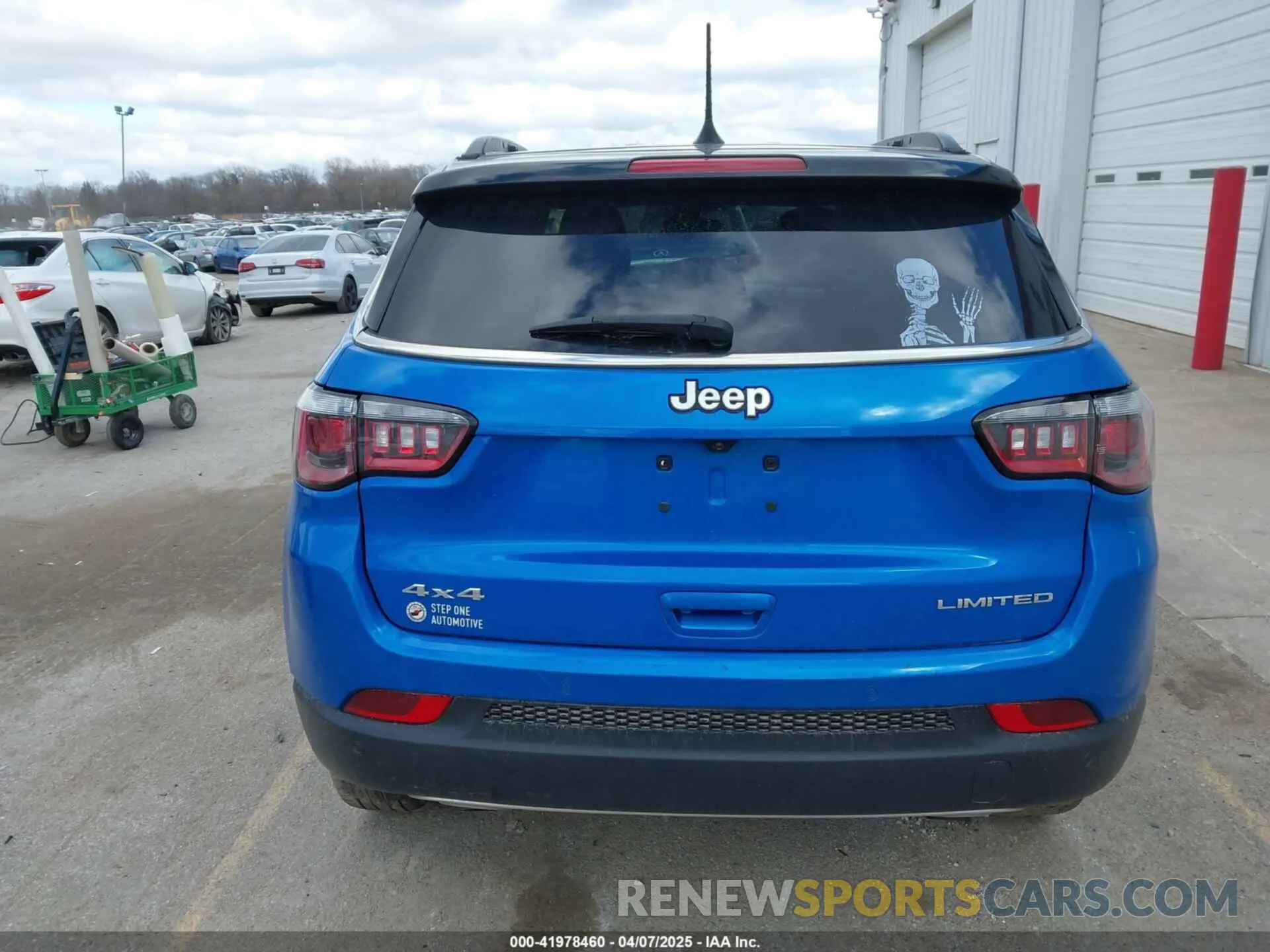 16 fotografías del automóvil dañado 3C4NJDCN9PT519336 JEEP COMPASS 2023