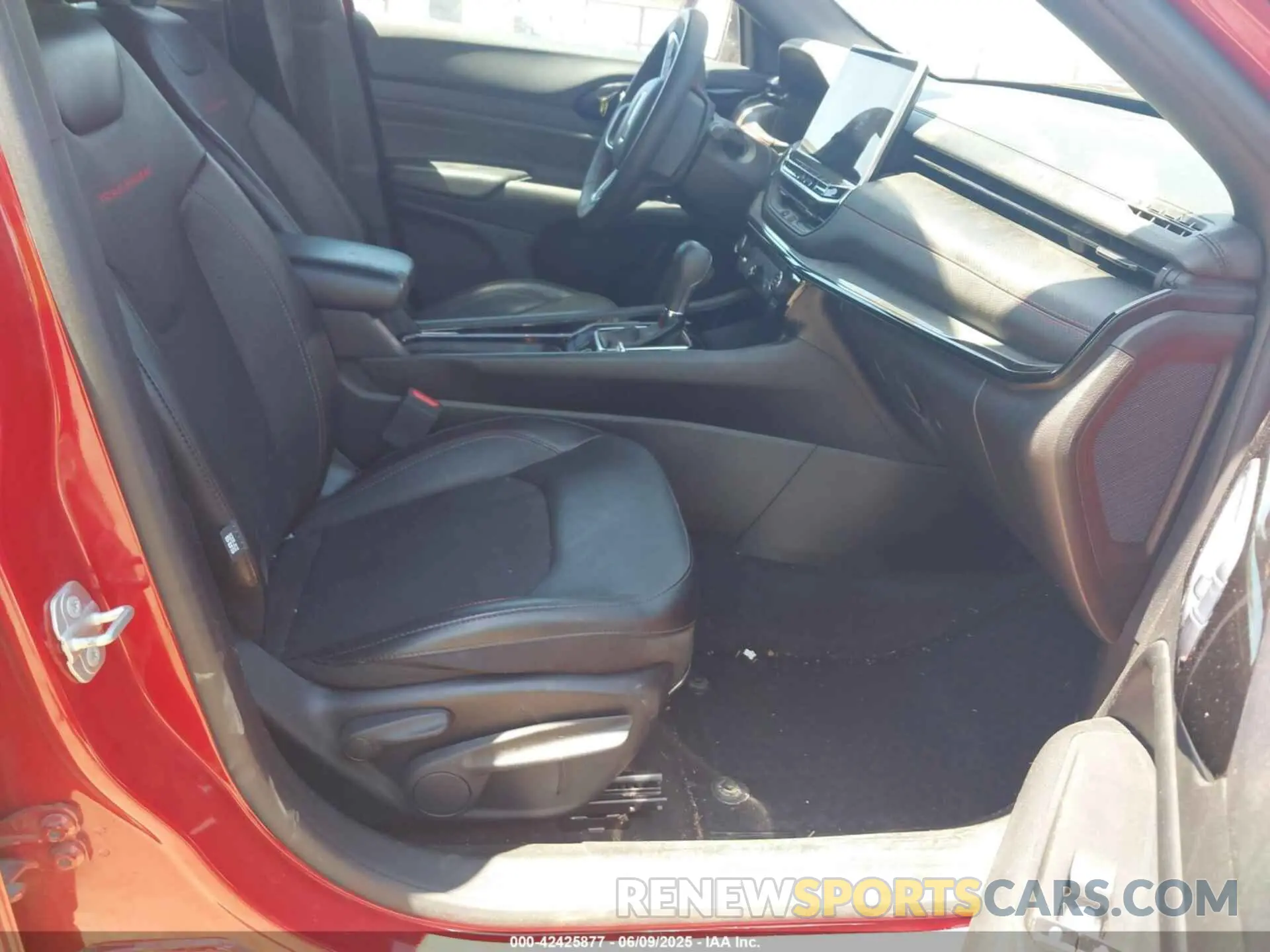 5 fotografías del automóvil dañado 3C4NJDDN2PT527857 JEEP COMPASS 2023