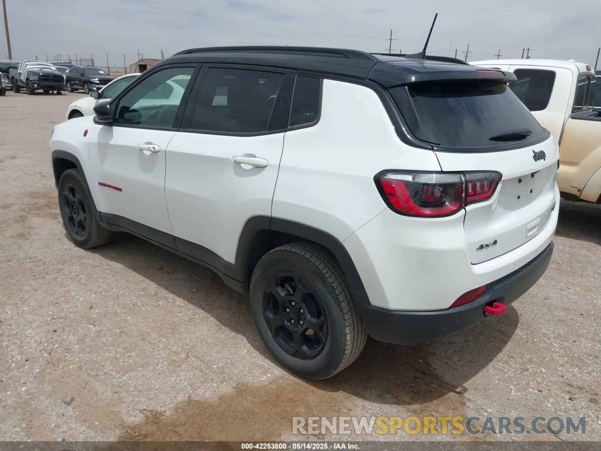 3 fotografías del automóvil dañado 3C4NJDDN3PT544408 JEEP COMPASS 2023