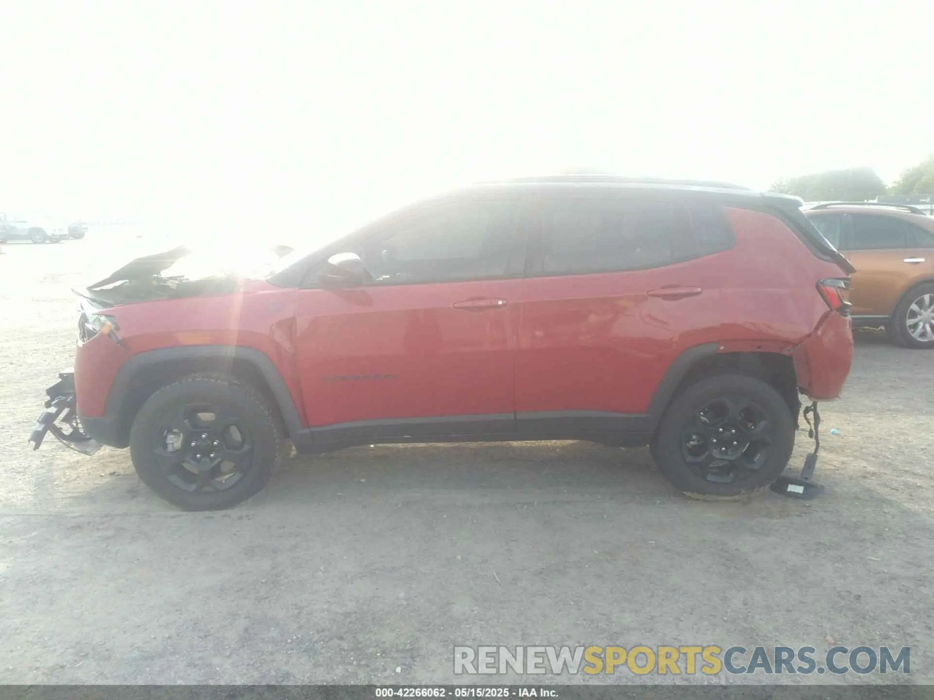 15 fotografías del automóvil dañado 3C4NJDDN4PT508324 JEEP COMPASS 2023