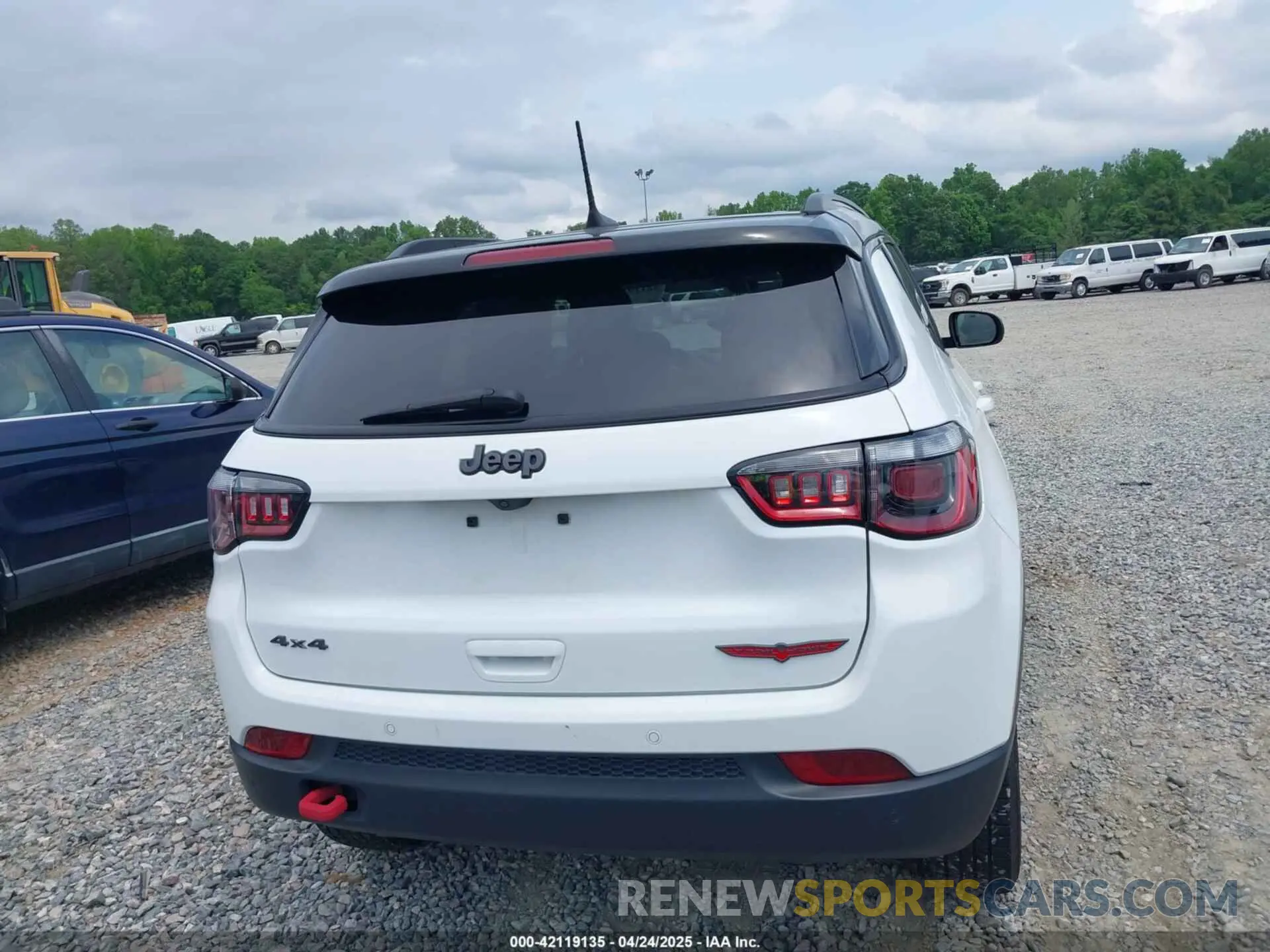 15 fotografías del automóvil dañado 3C4NJDDN4PT511725 JEEP COMPASS 2023